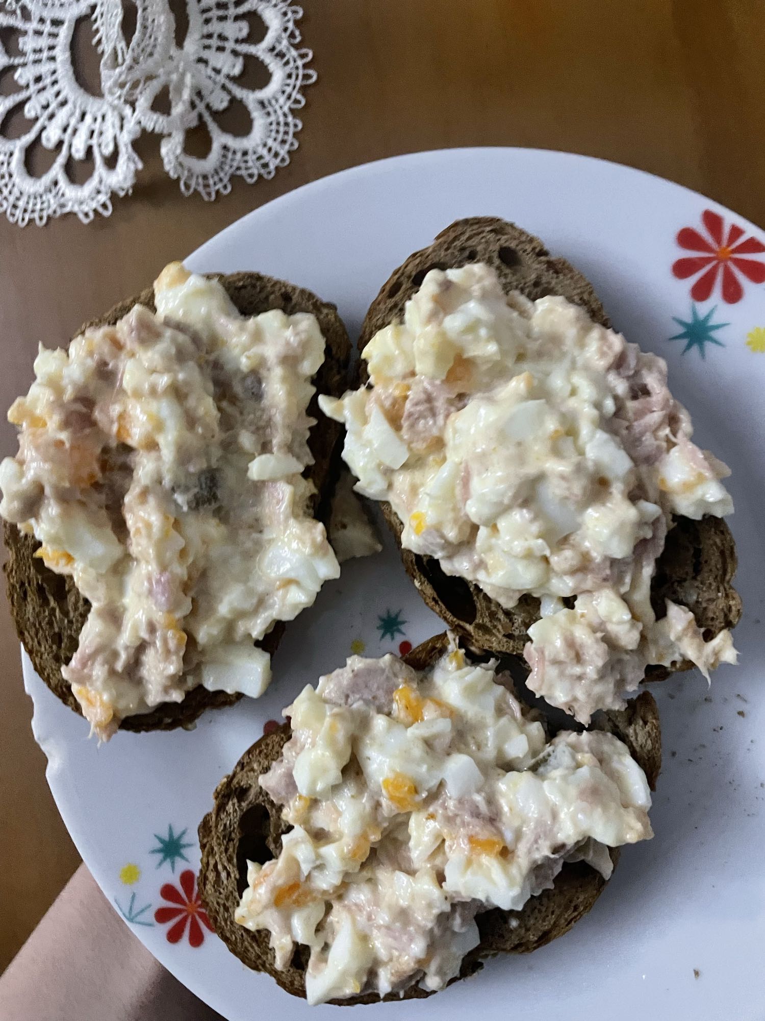 Tuna Egg Salad Toasts