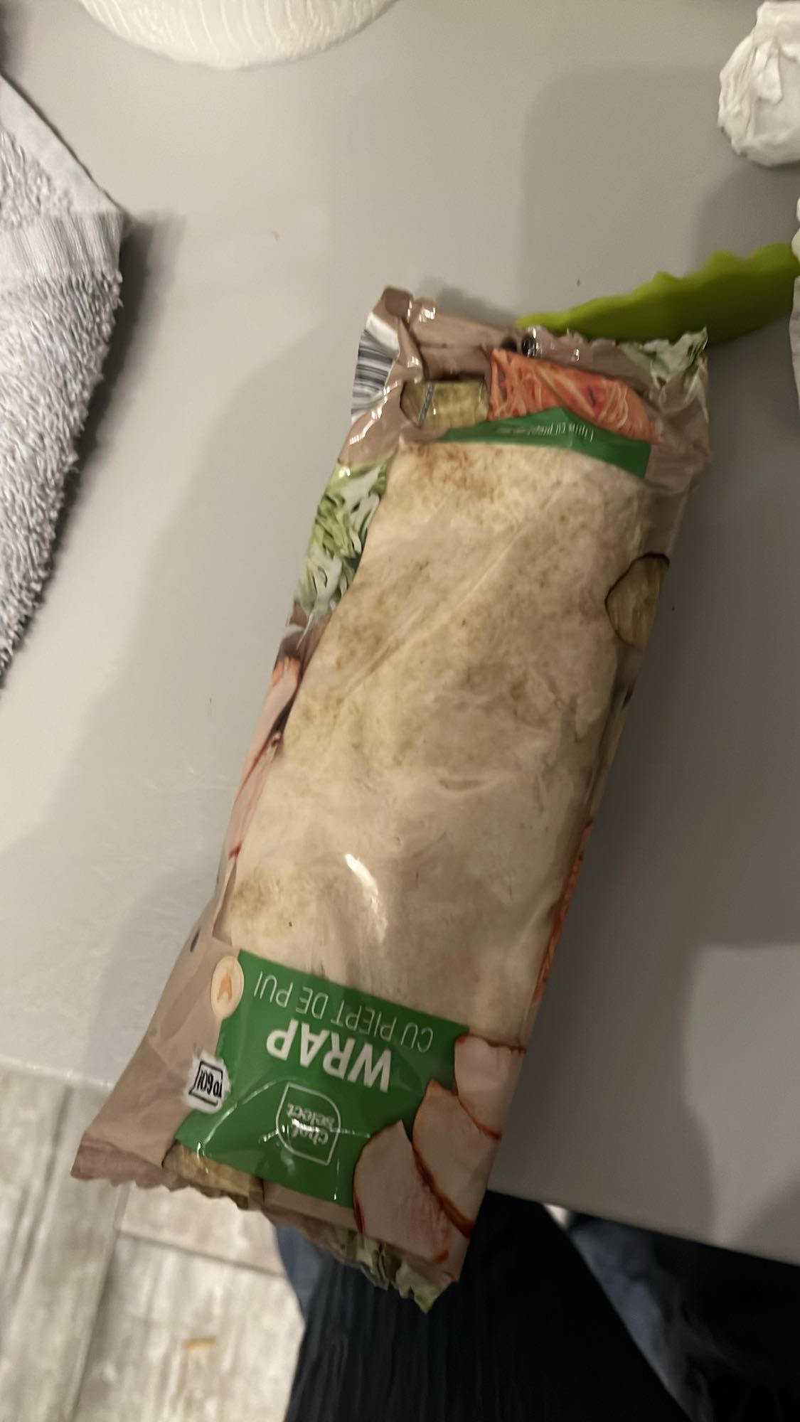 Wrap cu piept de pui