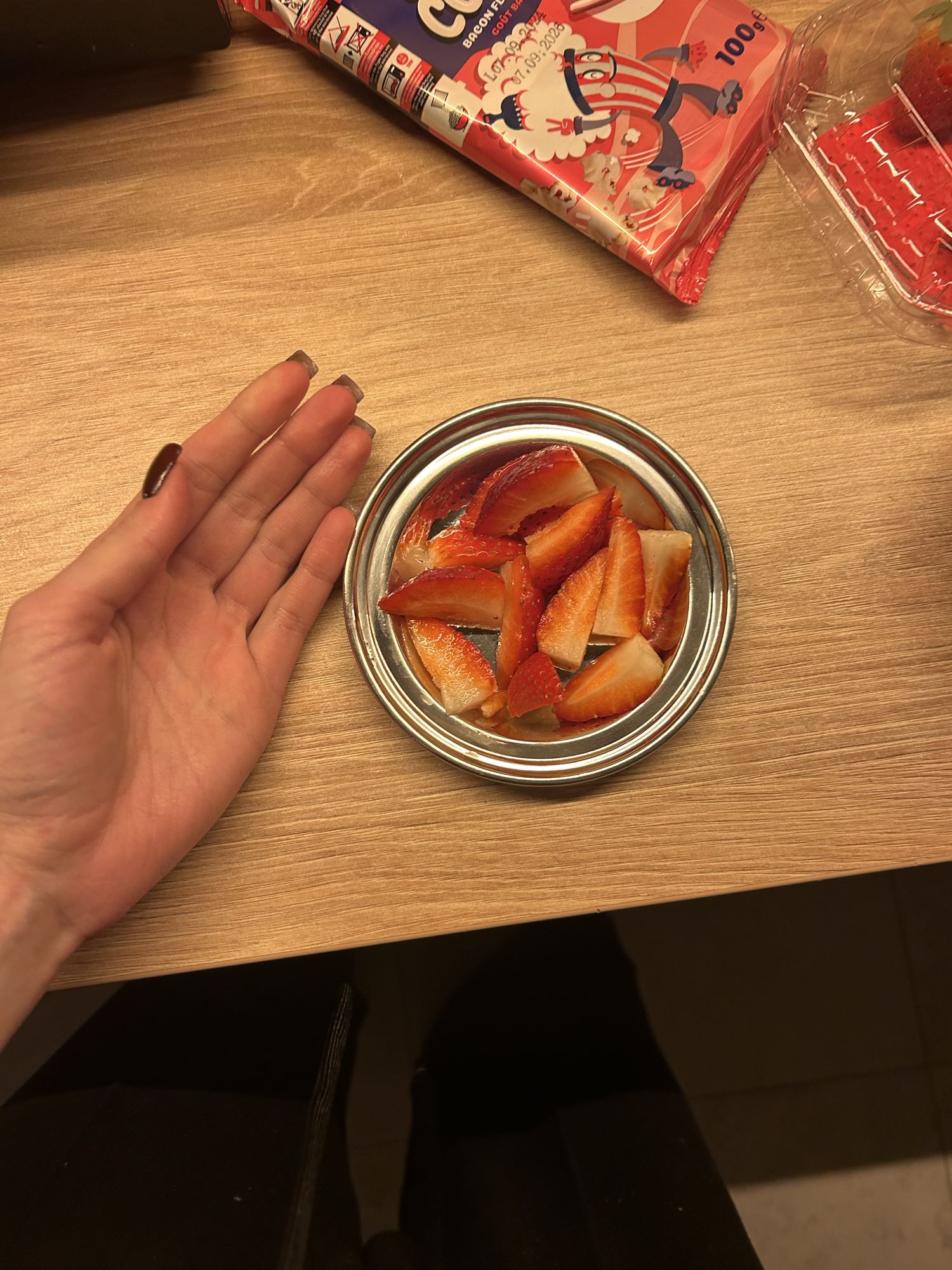 нарезанная клубника