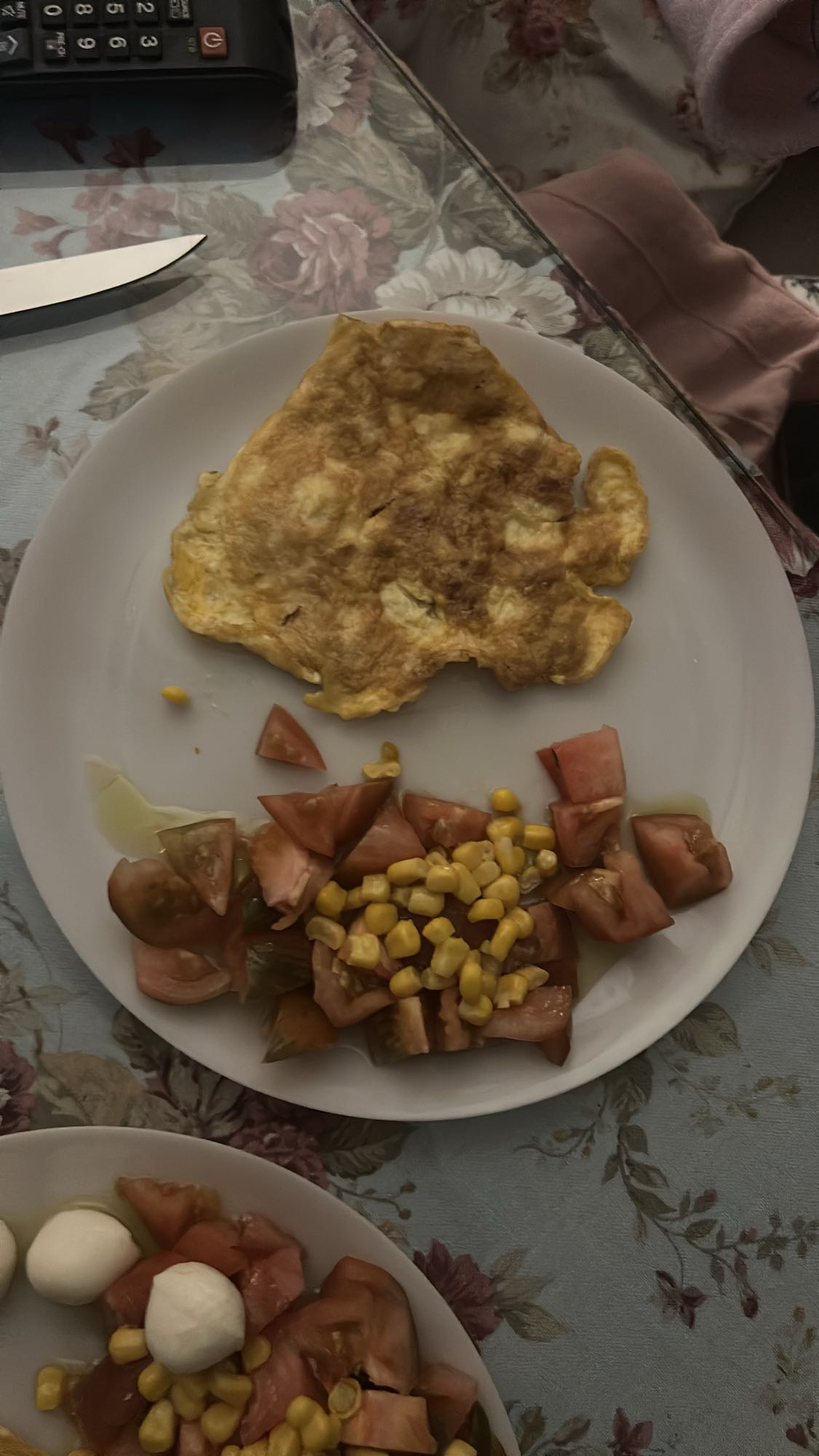Tortilla con ensalada