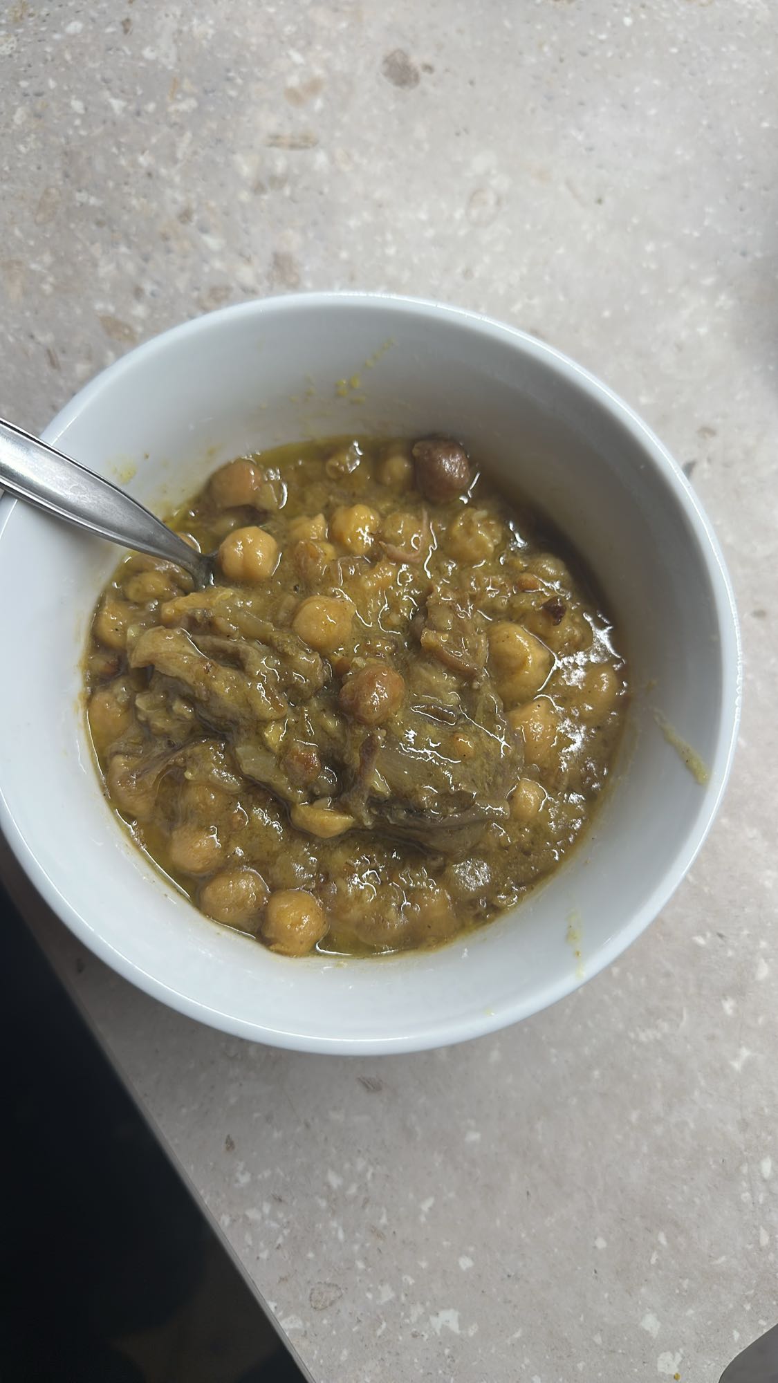 Kikärtsgryta med kött