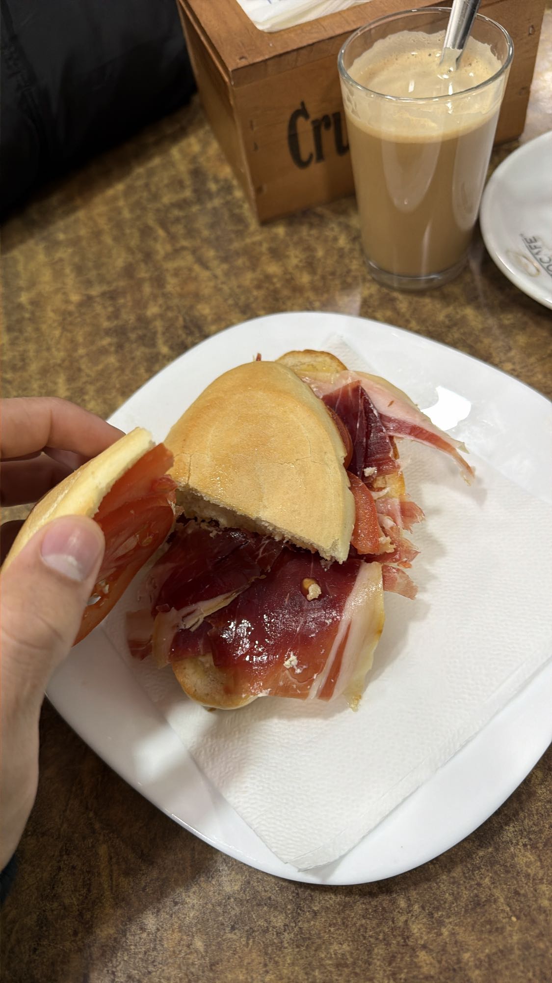 bocadillo de jamón