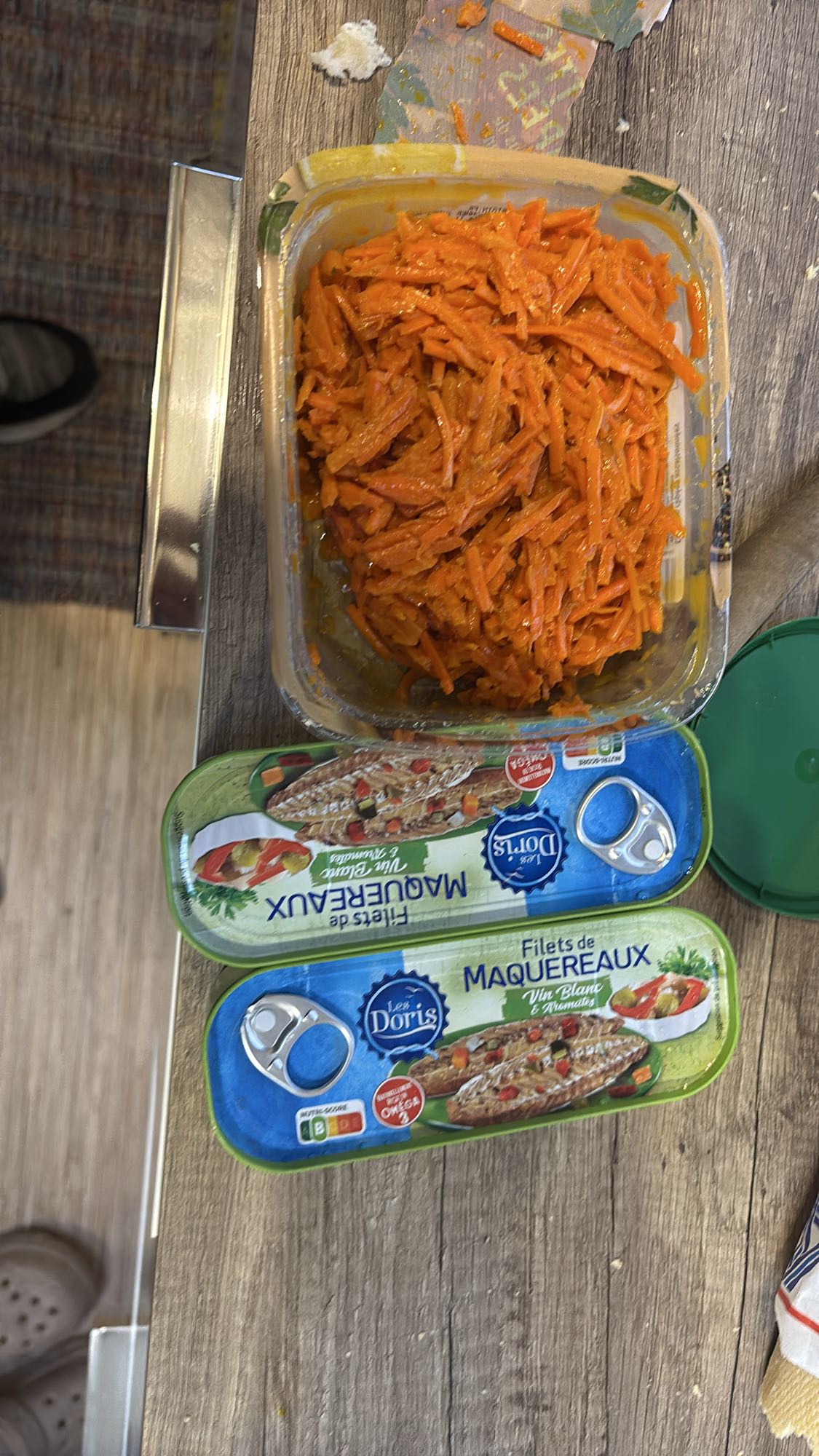 Carottes râpées et maquereau