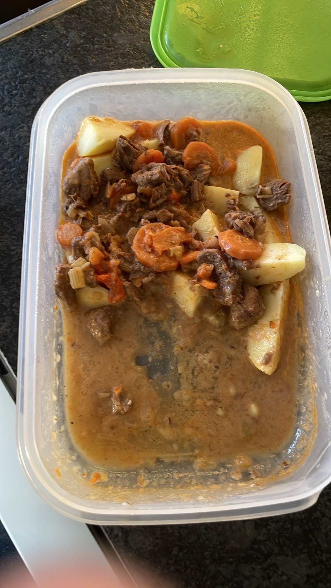 Rindereintopf mit Gemüse