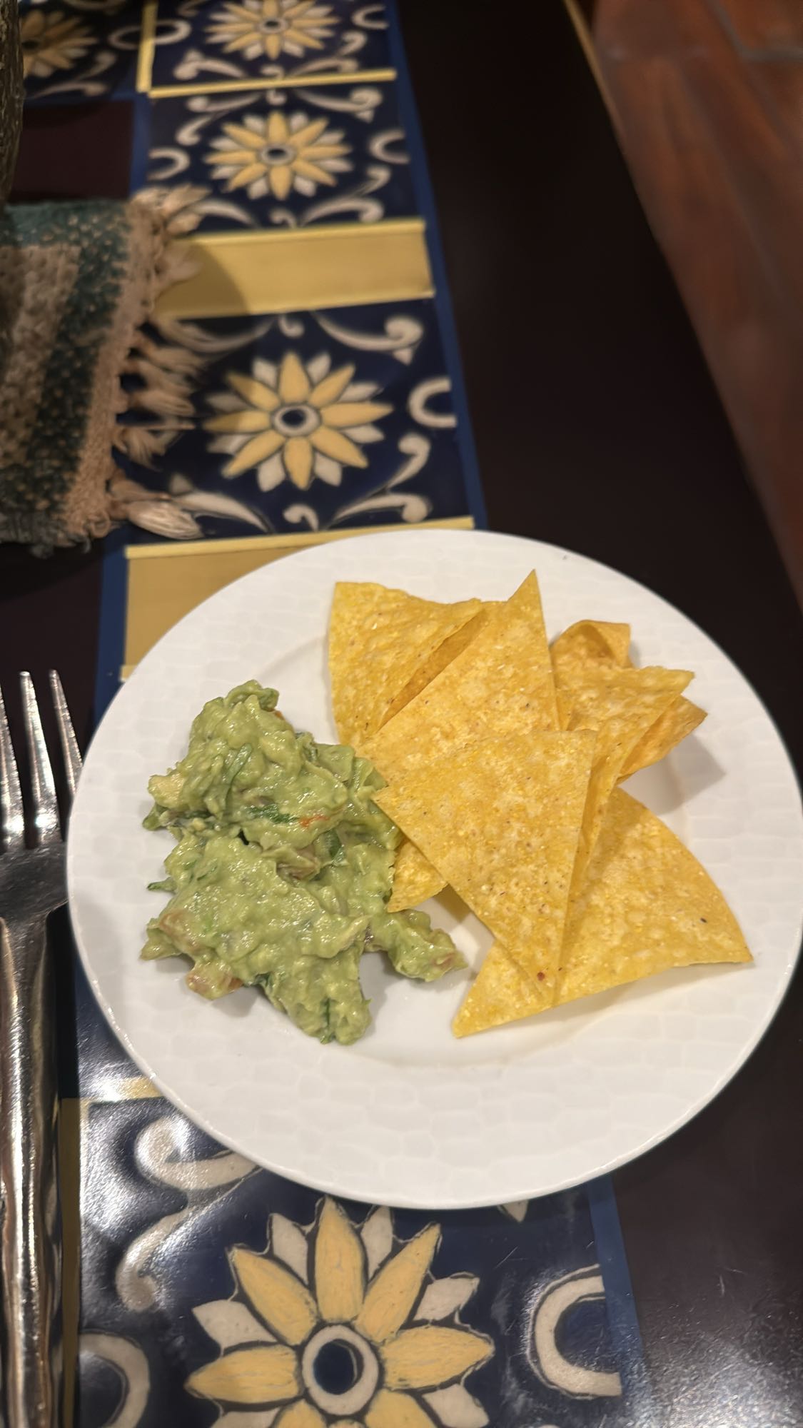 Tortilla Chips with Guacamole