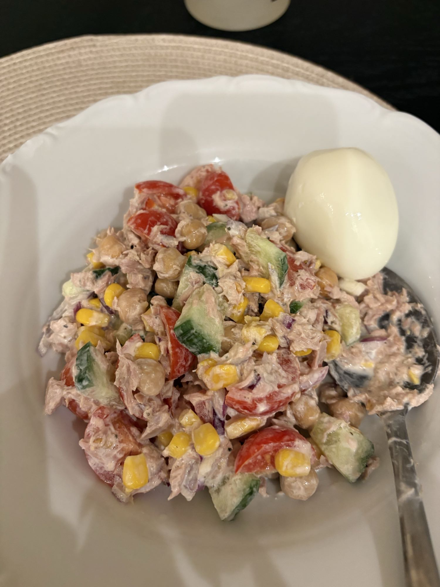 Tonfisksallad med ägg