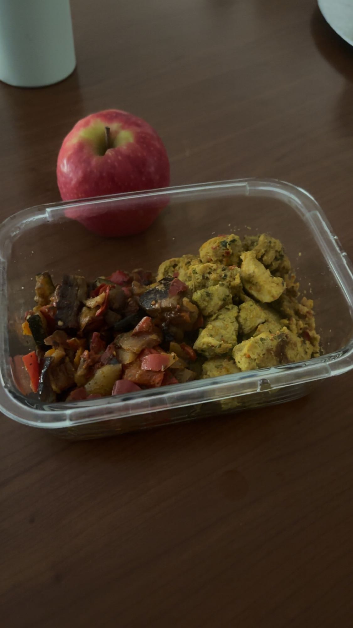 poulet et légumes sautés