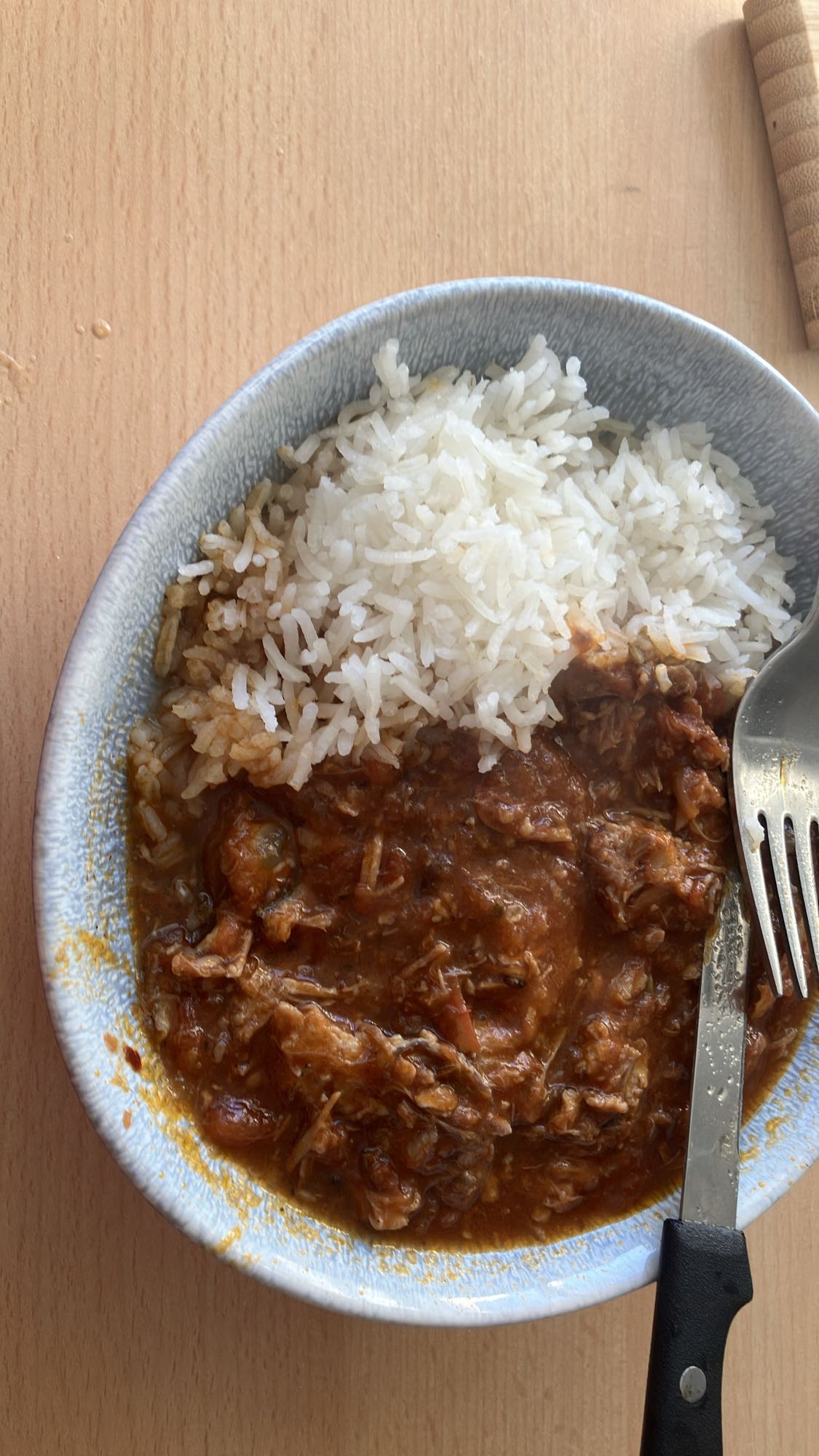 Arroz com carne ensopada