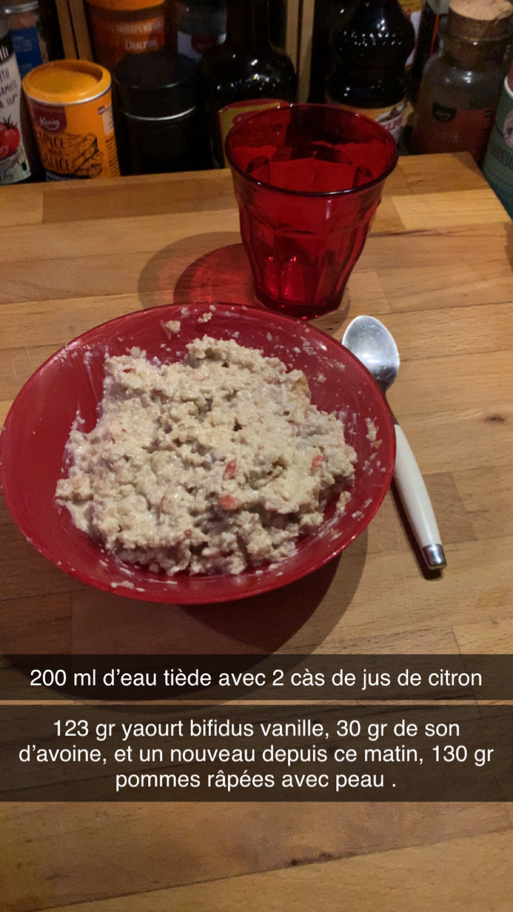 Porridge pomme-yaourt