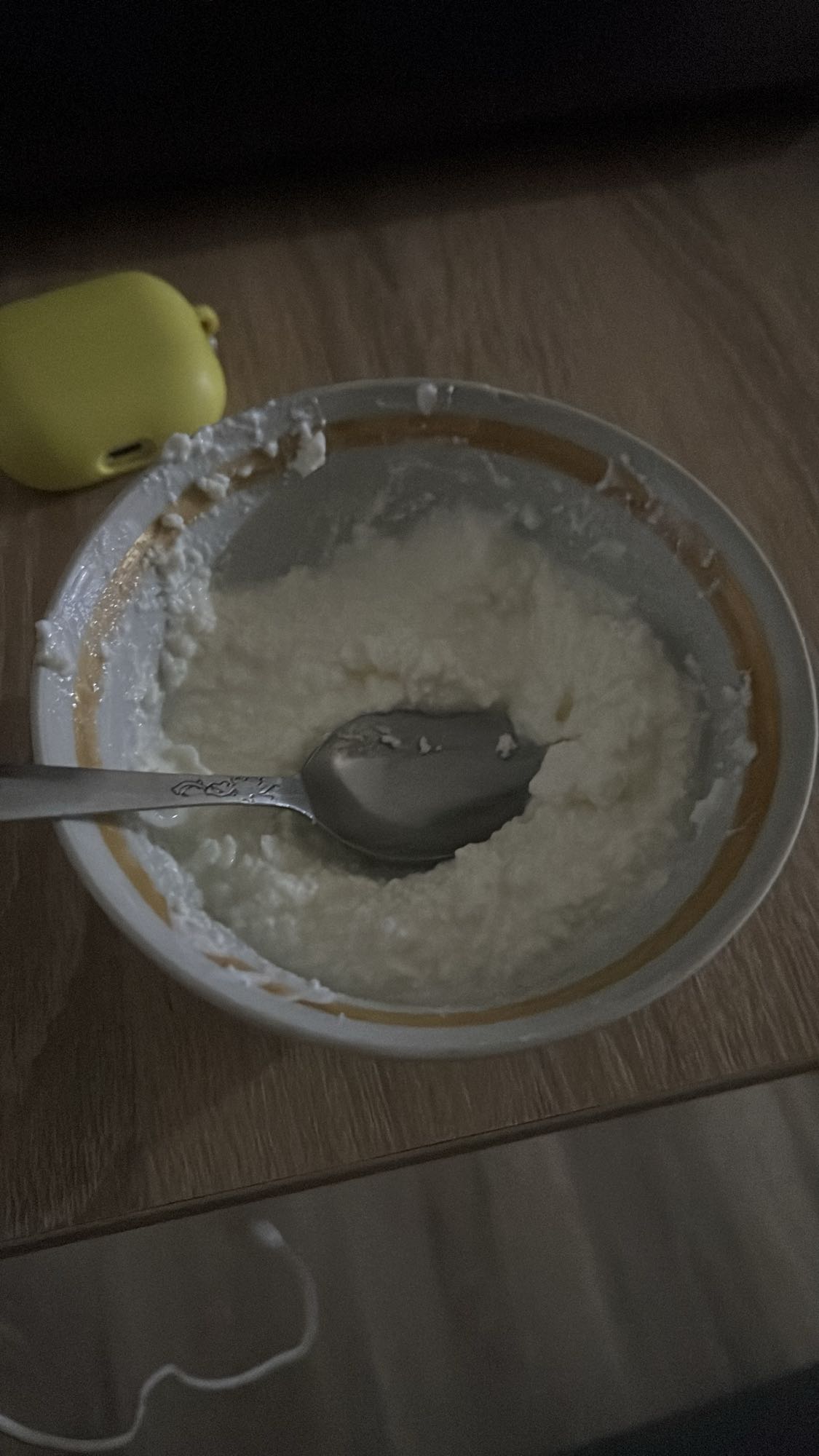 творог с ложкой