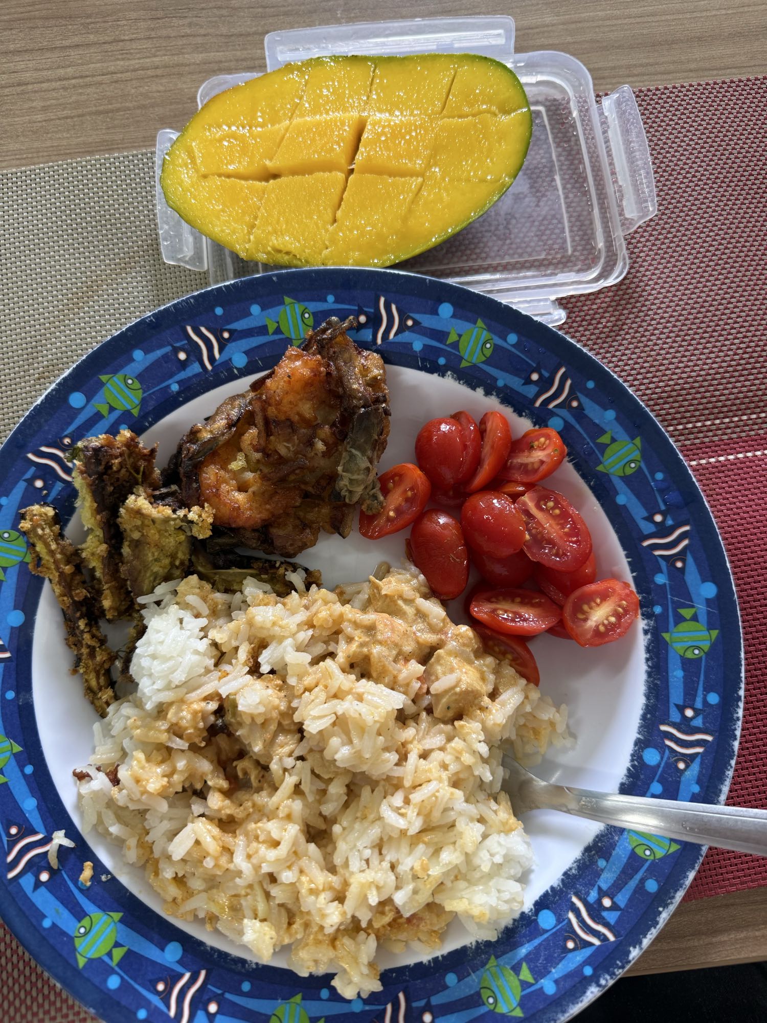 Arroz com frango e manga