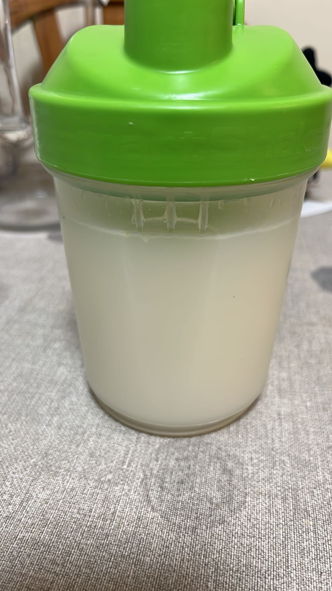 agua con proteína