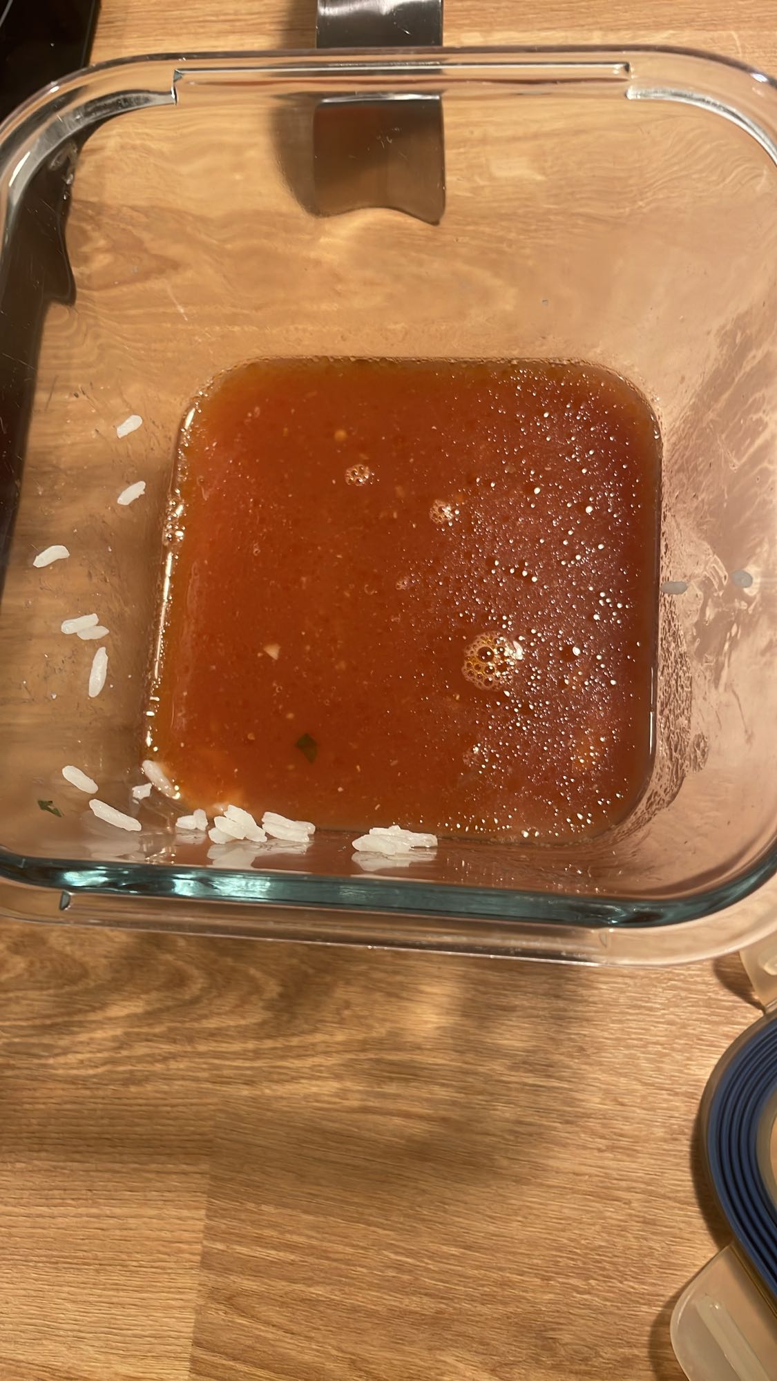 resztki zupy pomidorowej