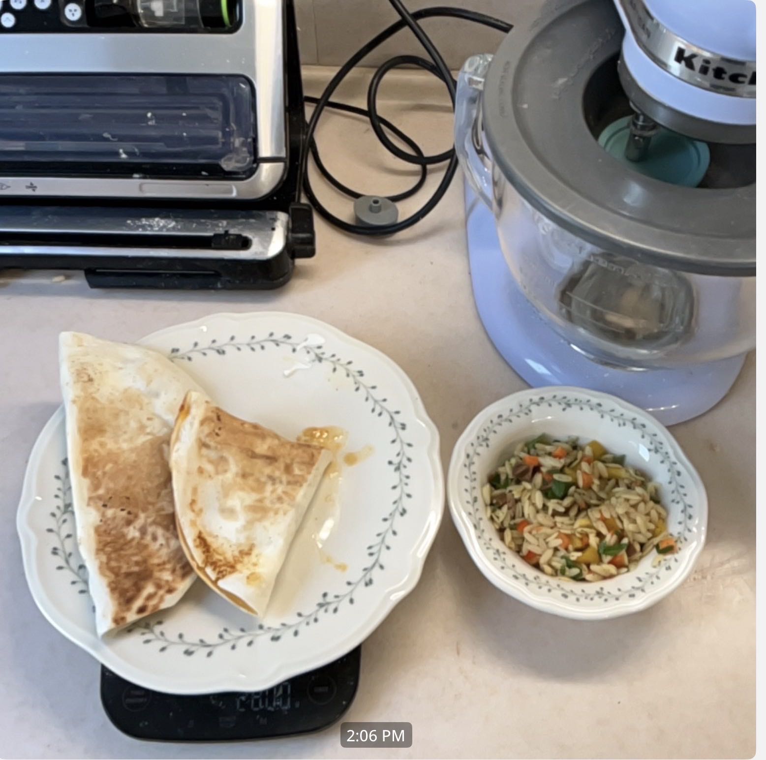 Quesadilla with pasta salad