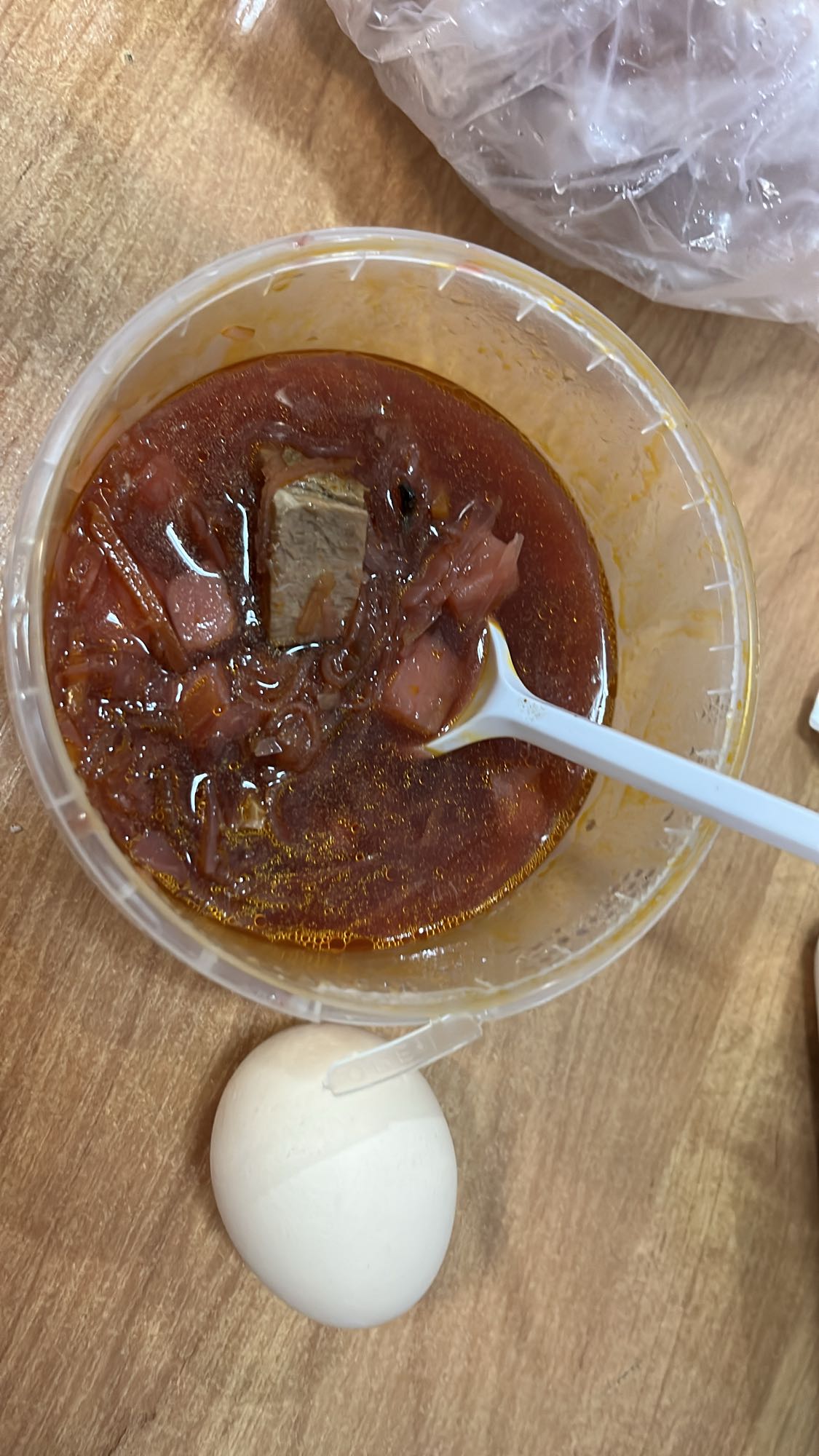 борщ с яйцом