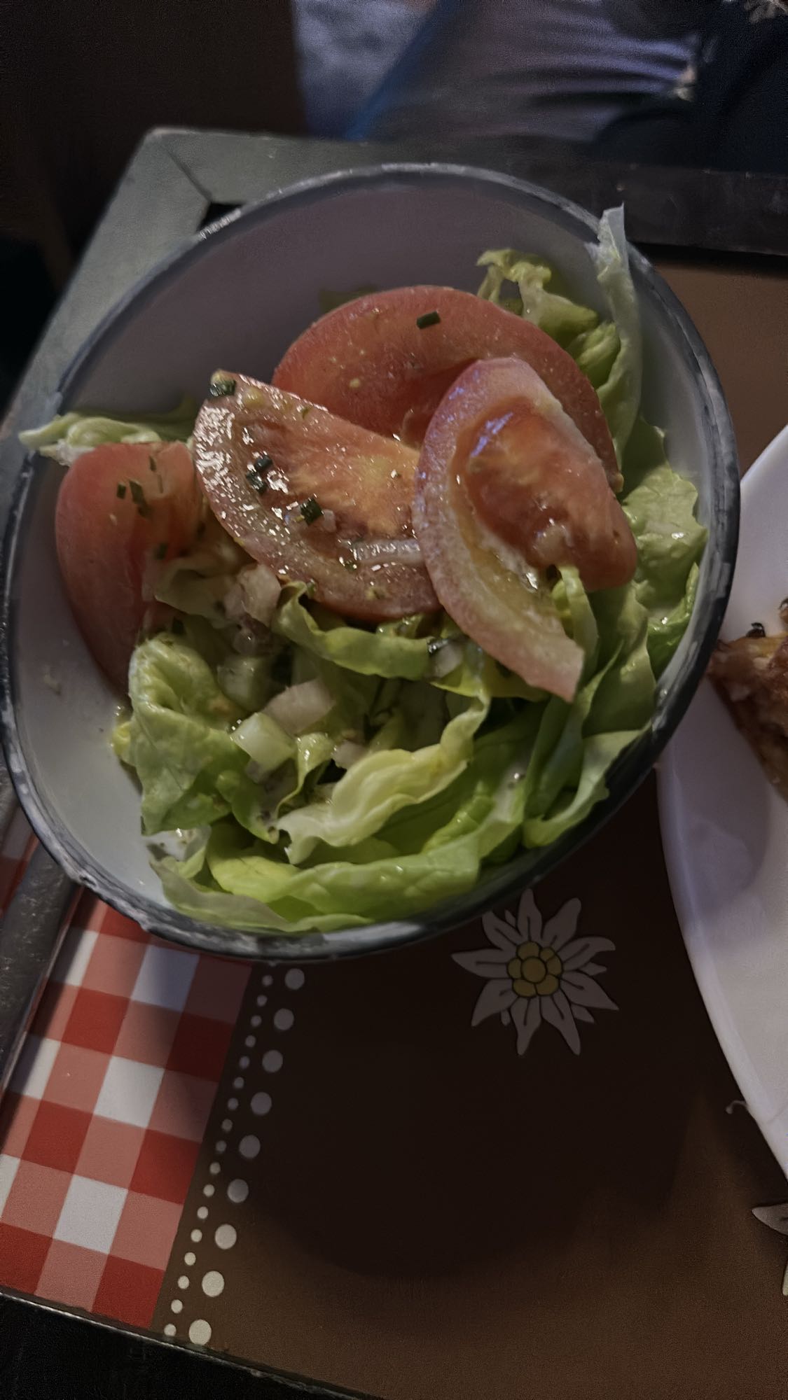 Salade verte et tomate
