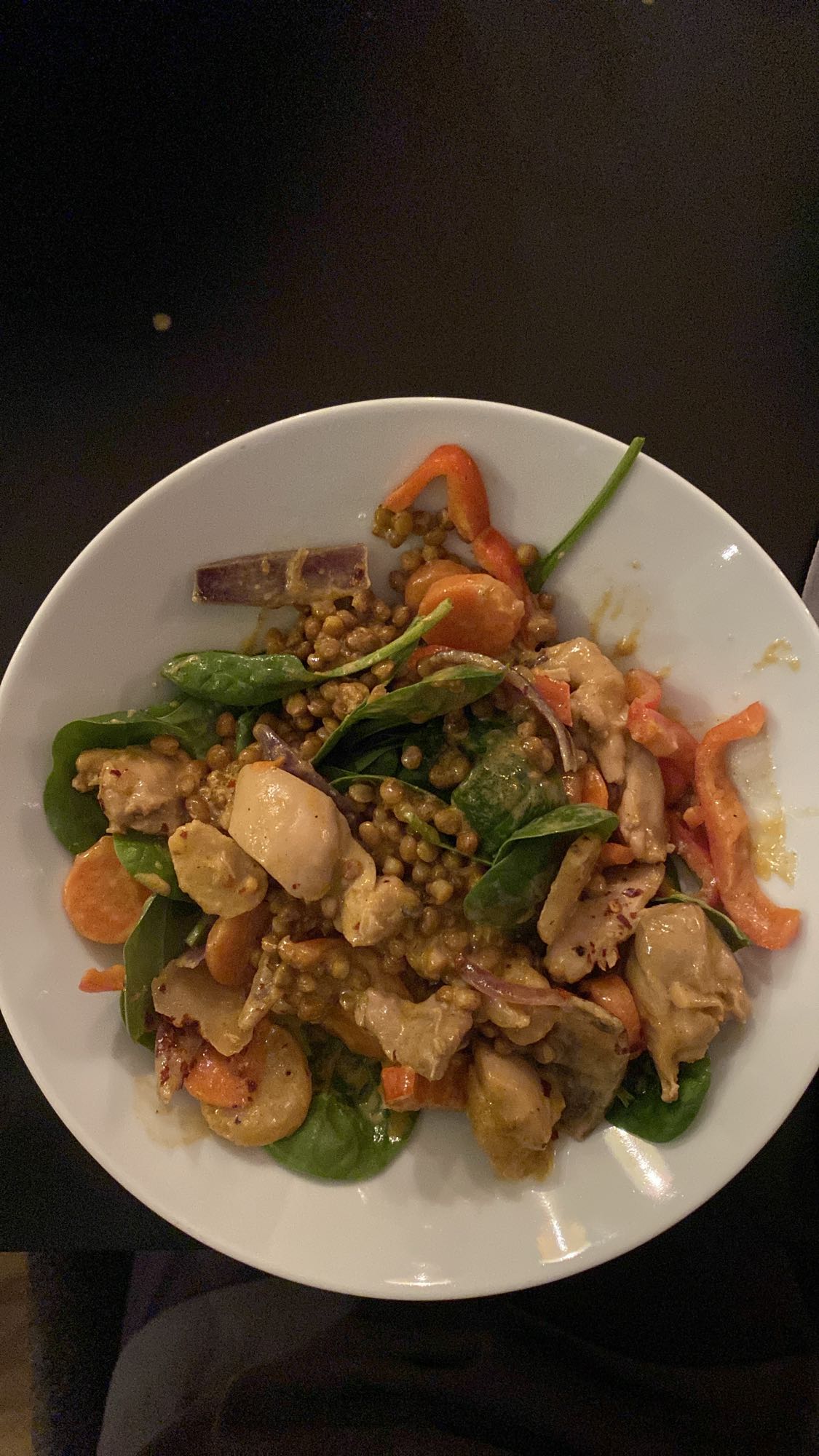 Kyckling med linssallad