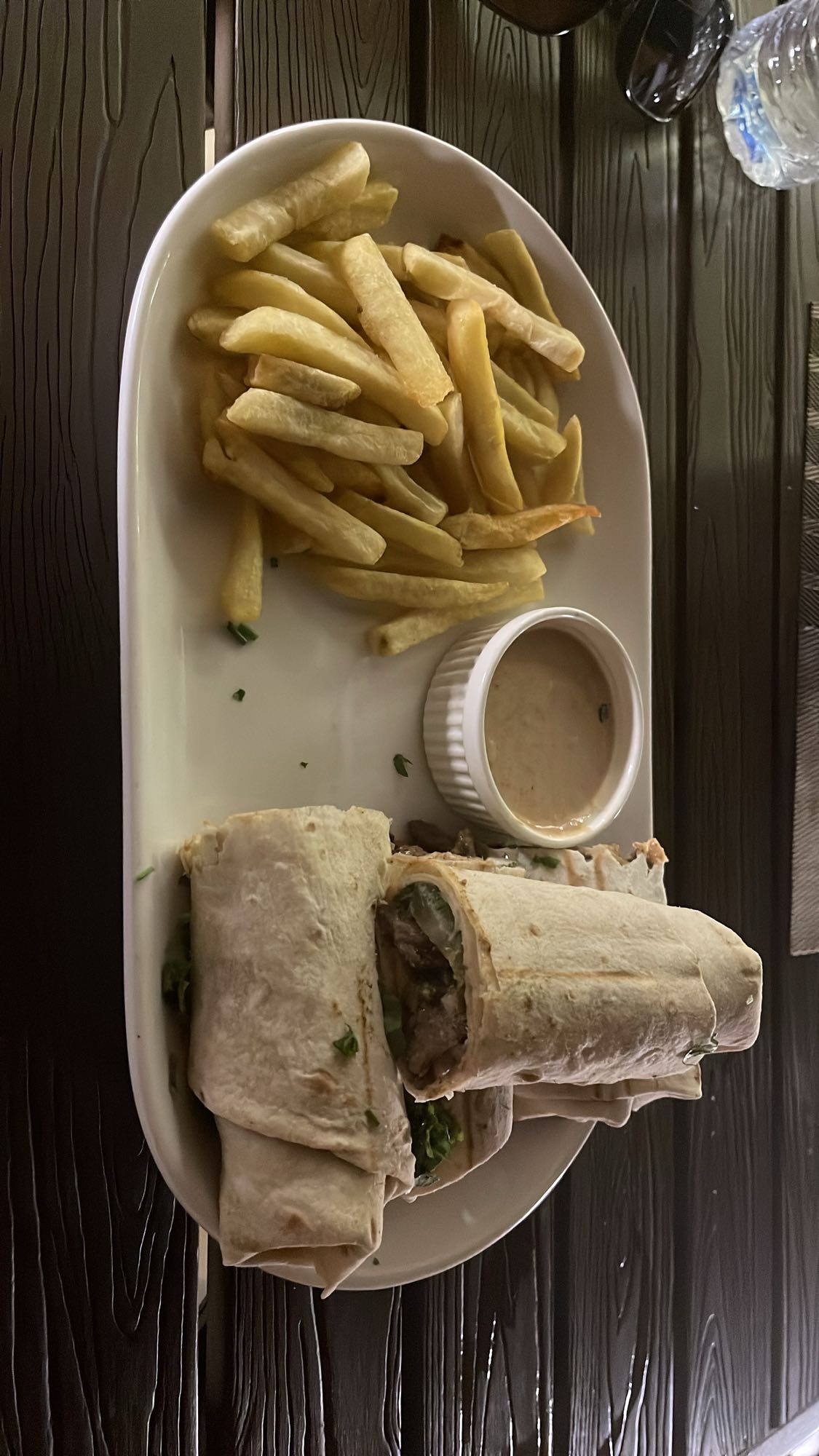 Beef wrap with fries