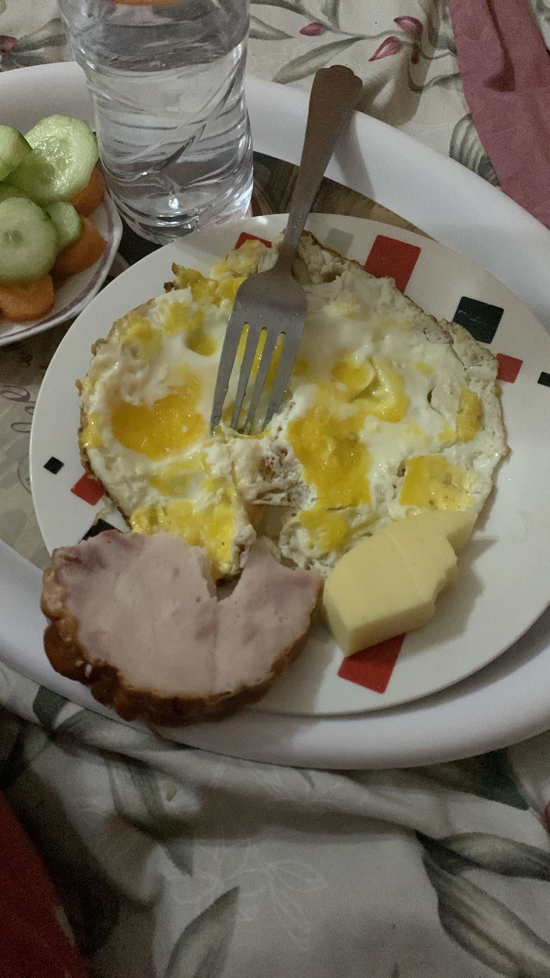 Eggs with ham & cheese