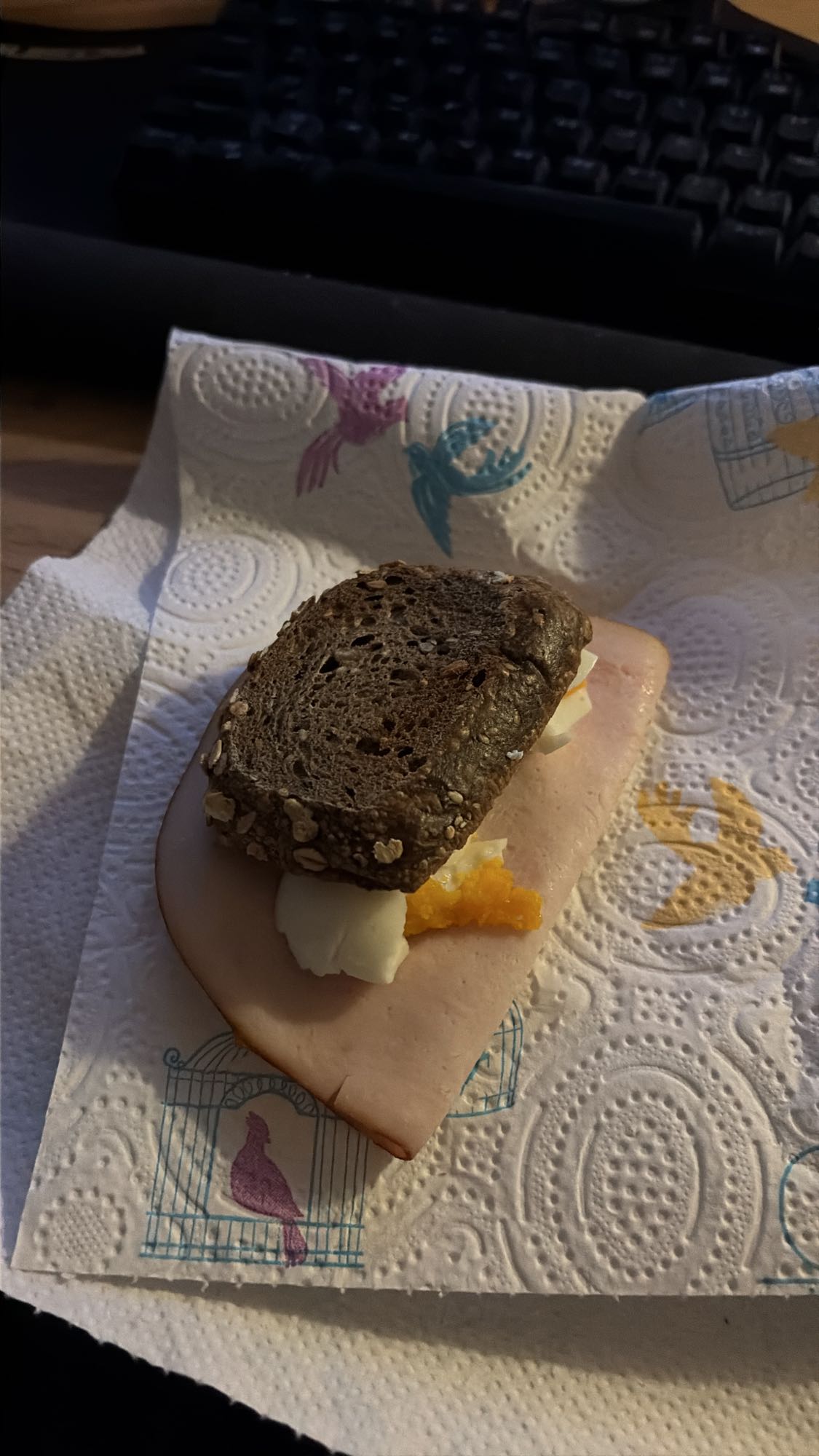 Sandwich œuf jambon pain
