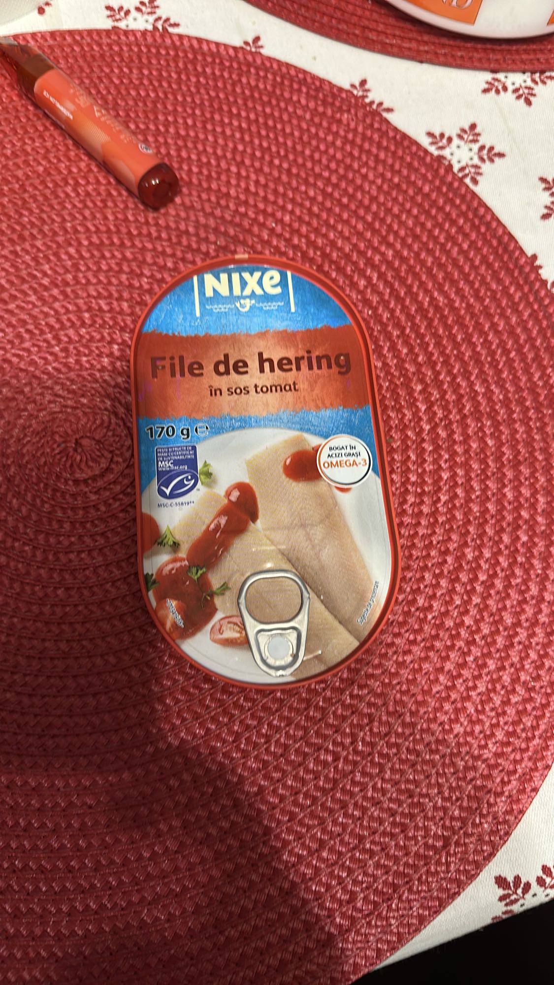 Hering în sos tomat