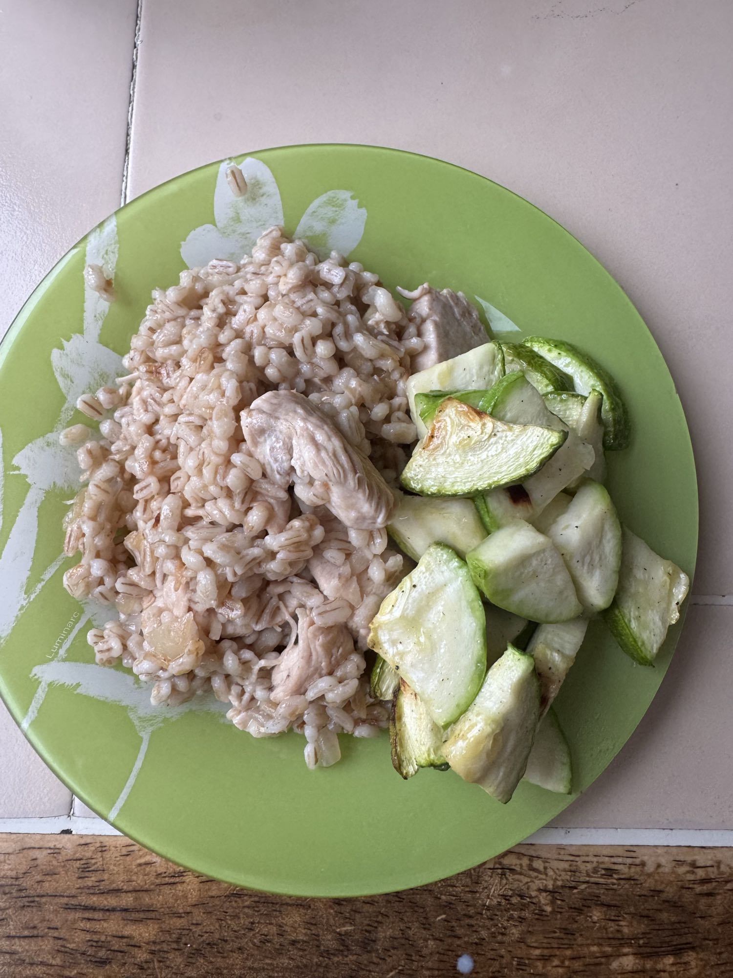 перловка с курицей и кабачком