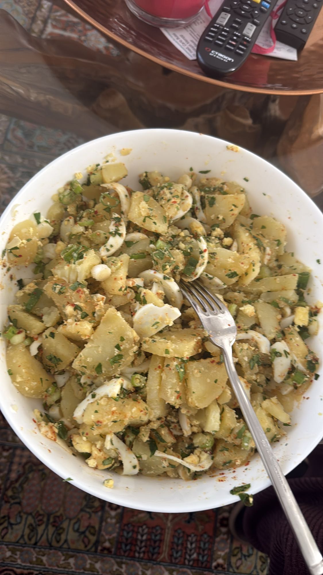 Patatesli Yumurta Salatası