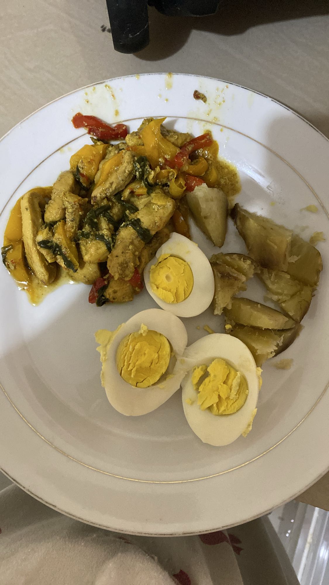 Pollo con clara de huevo y batata