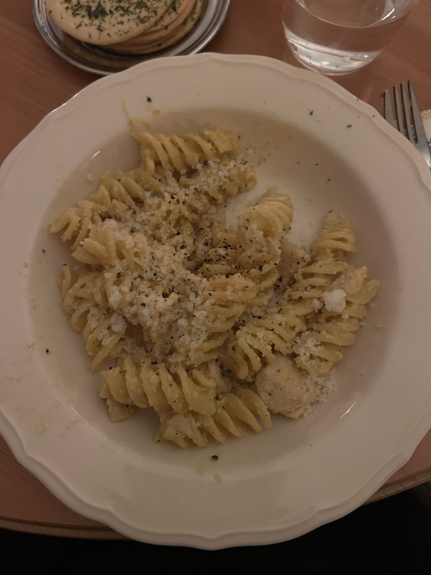 паста с курицей и сыром