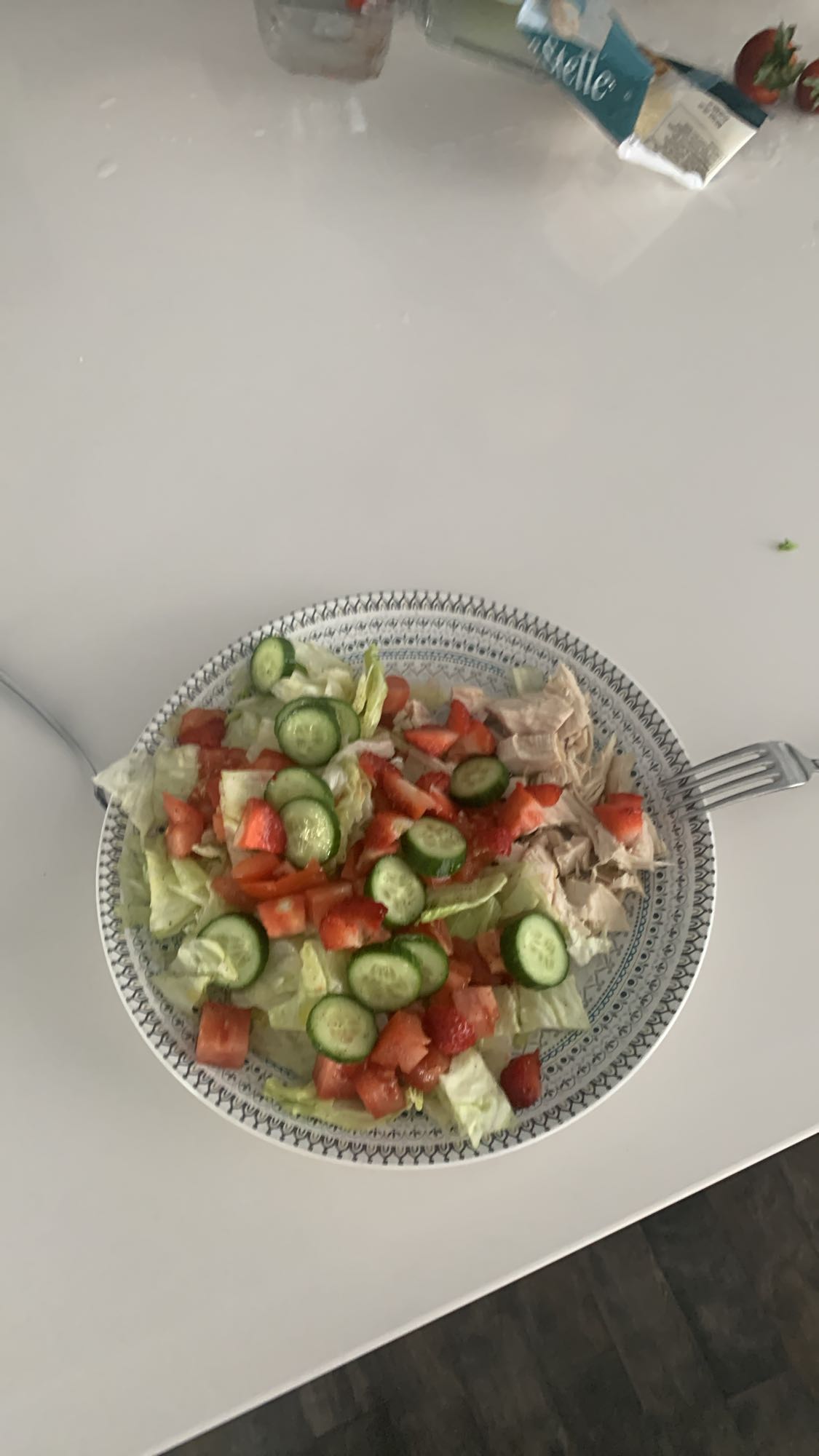 Salade poulet fraise