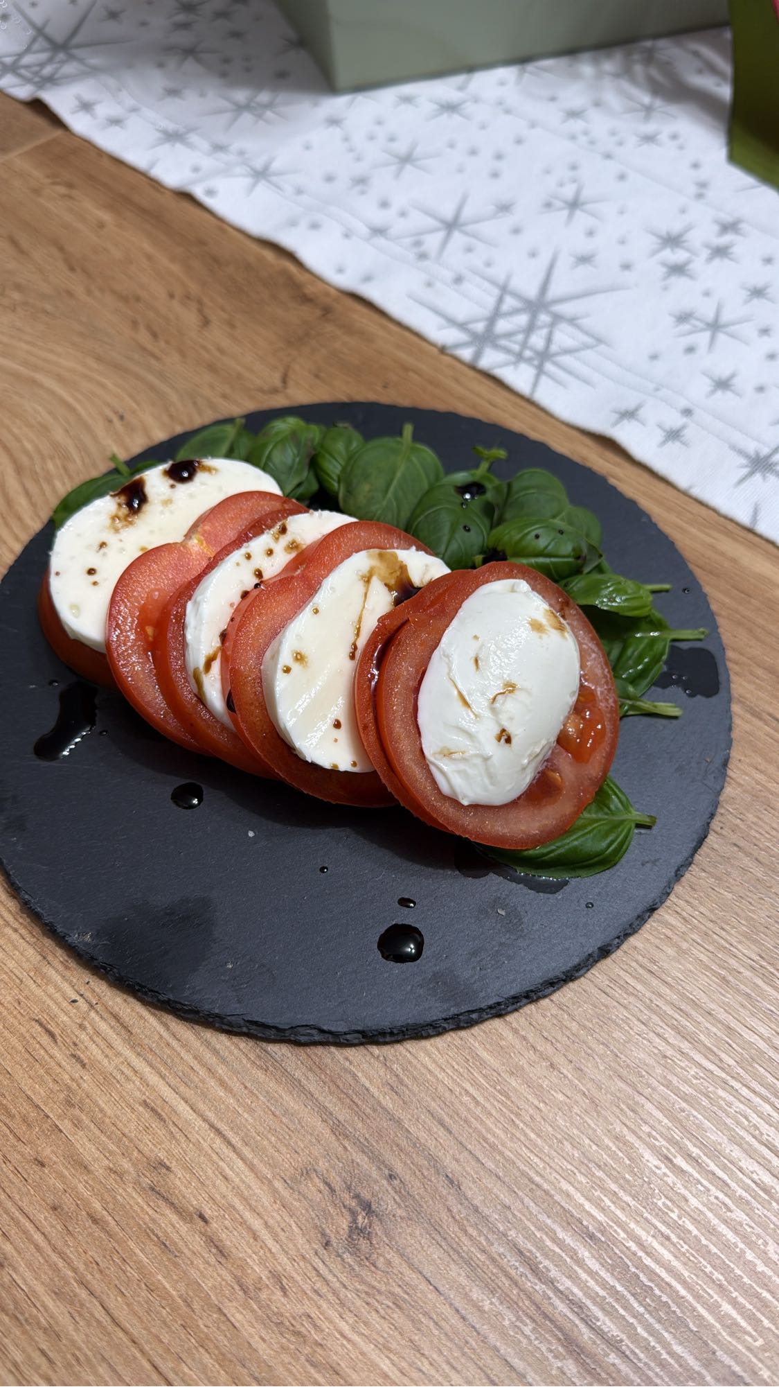 Salată Caprese