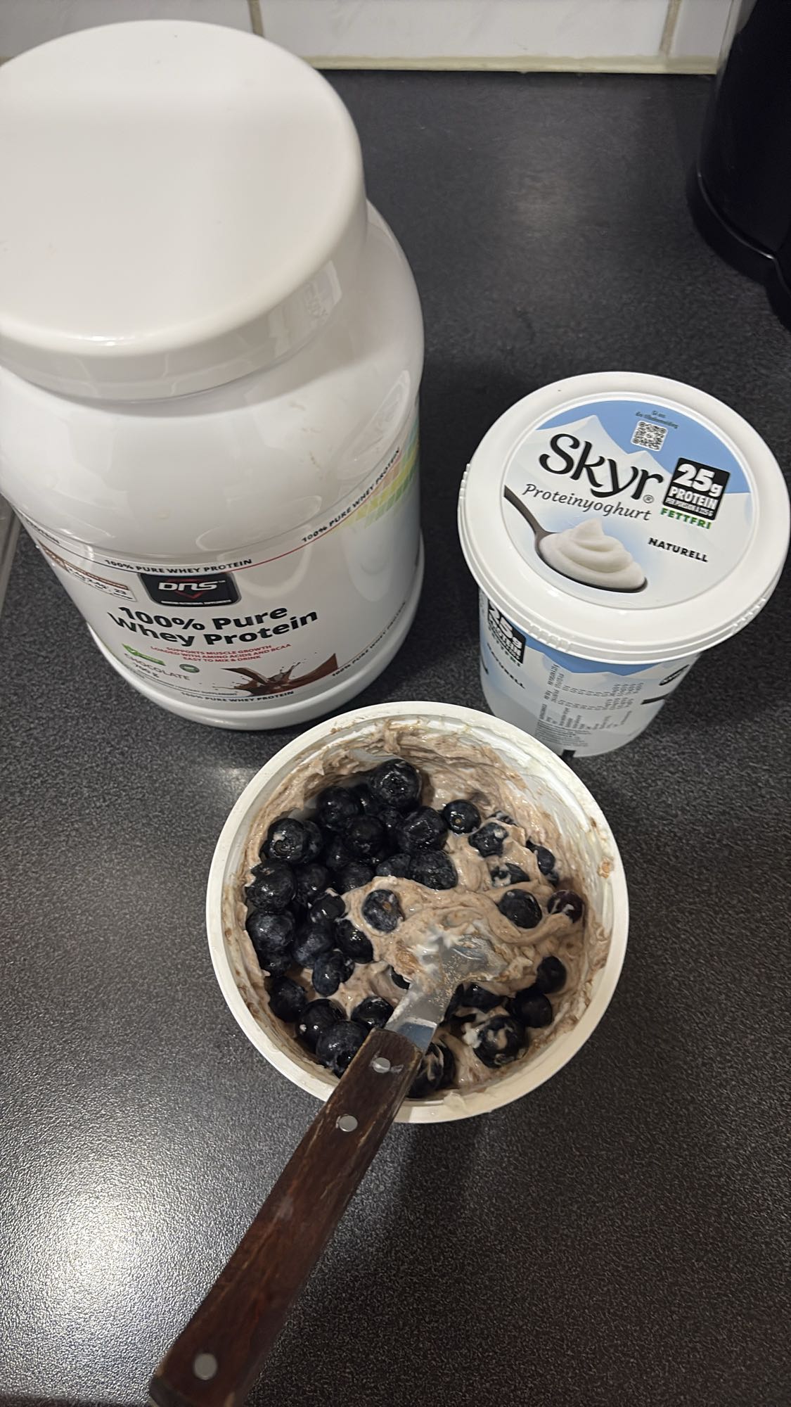 Proteinrik yoghurt med blåbær