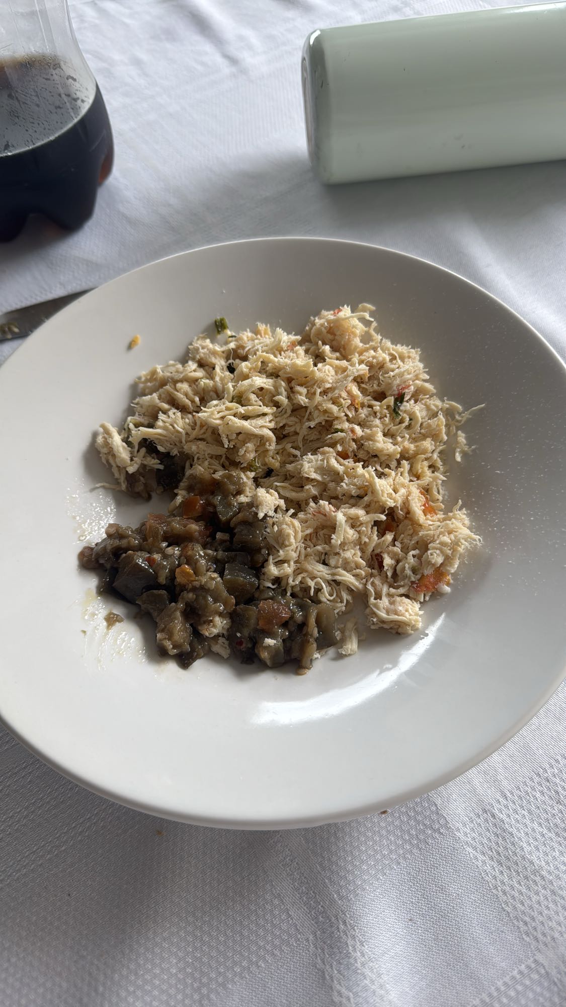 Frango desfiado com legumes