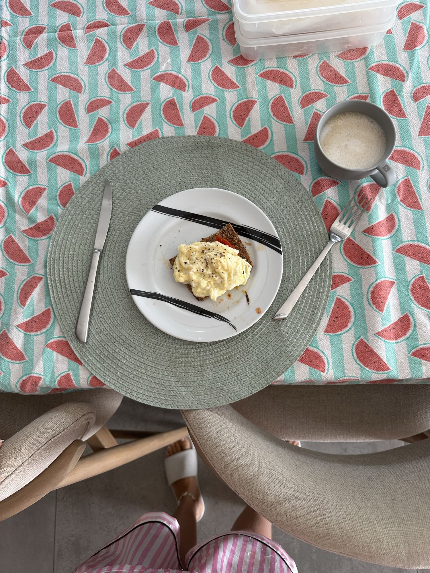 Tostada con huevo revuelto