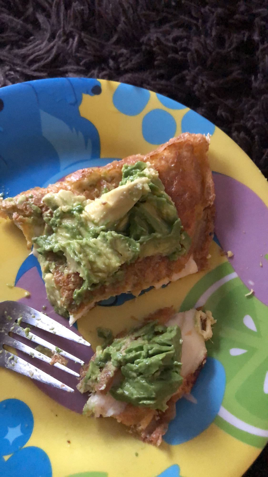 Tostada con aguacate
