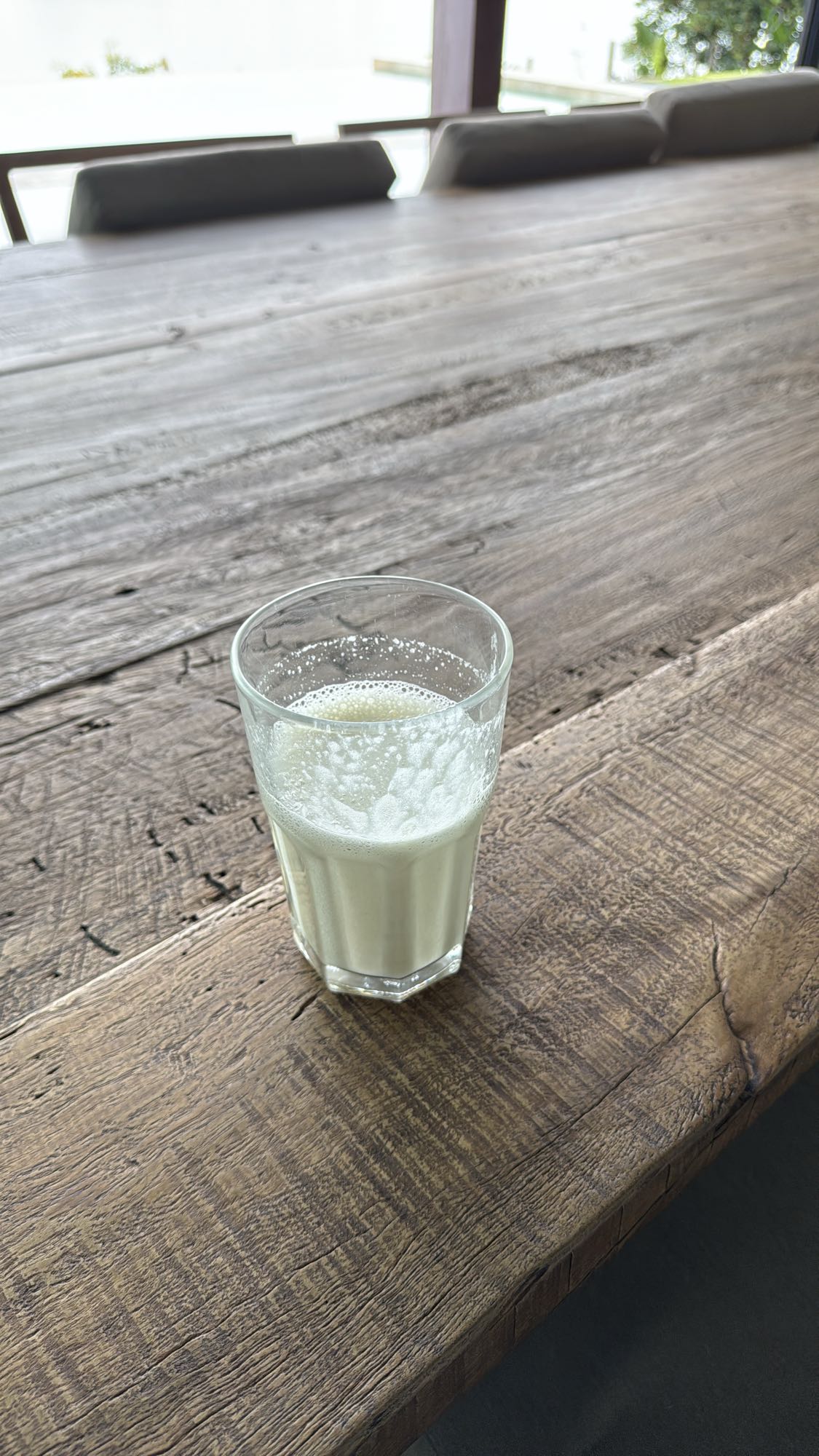 licuado de banana con leche descremada y creatina