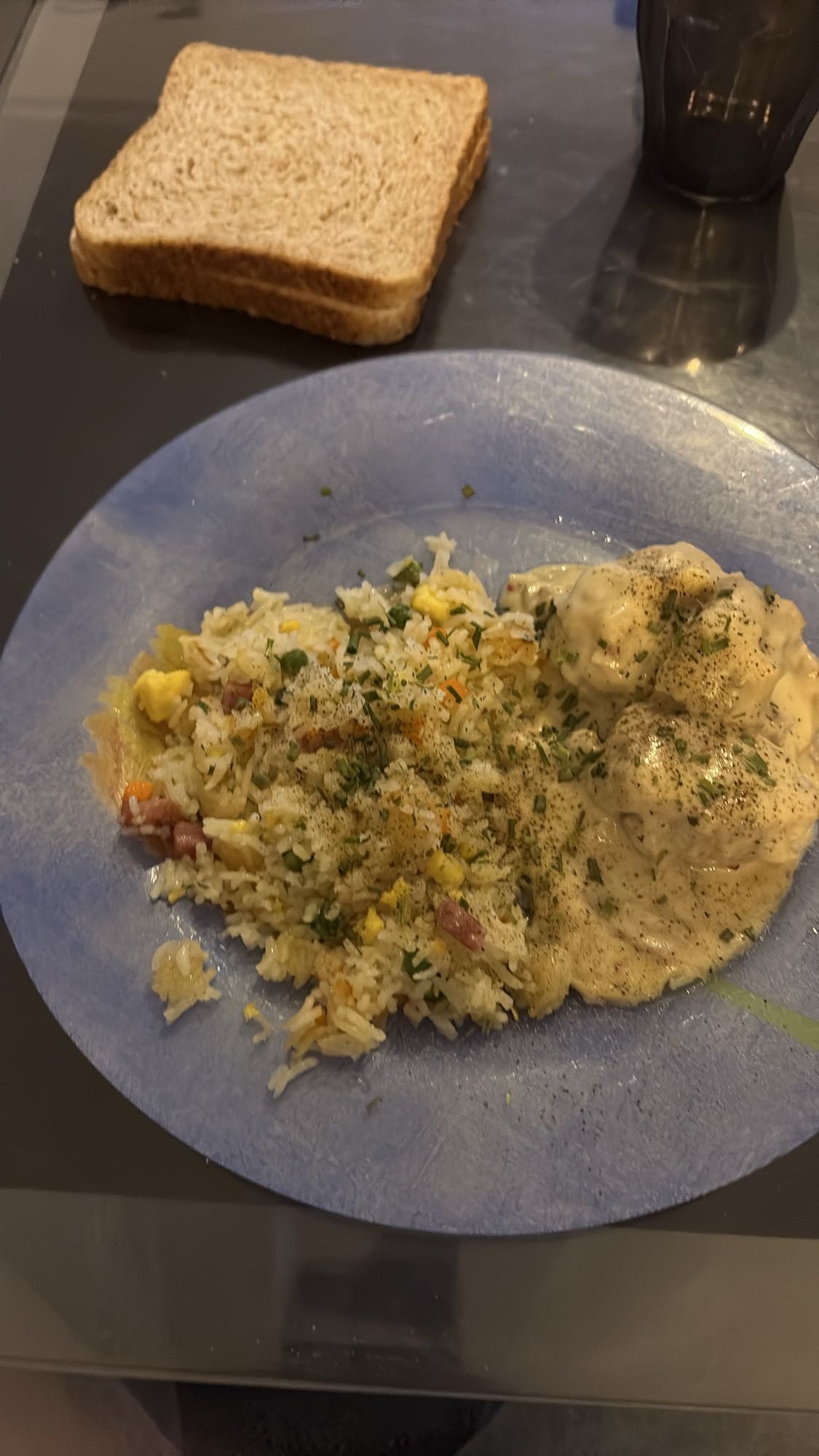 Riz sauté et poulet crème