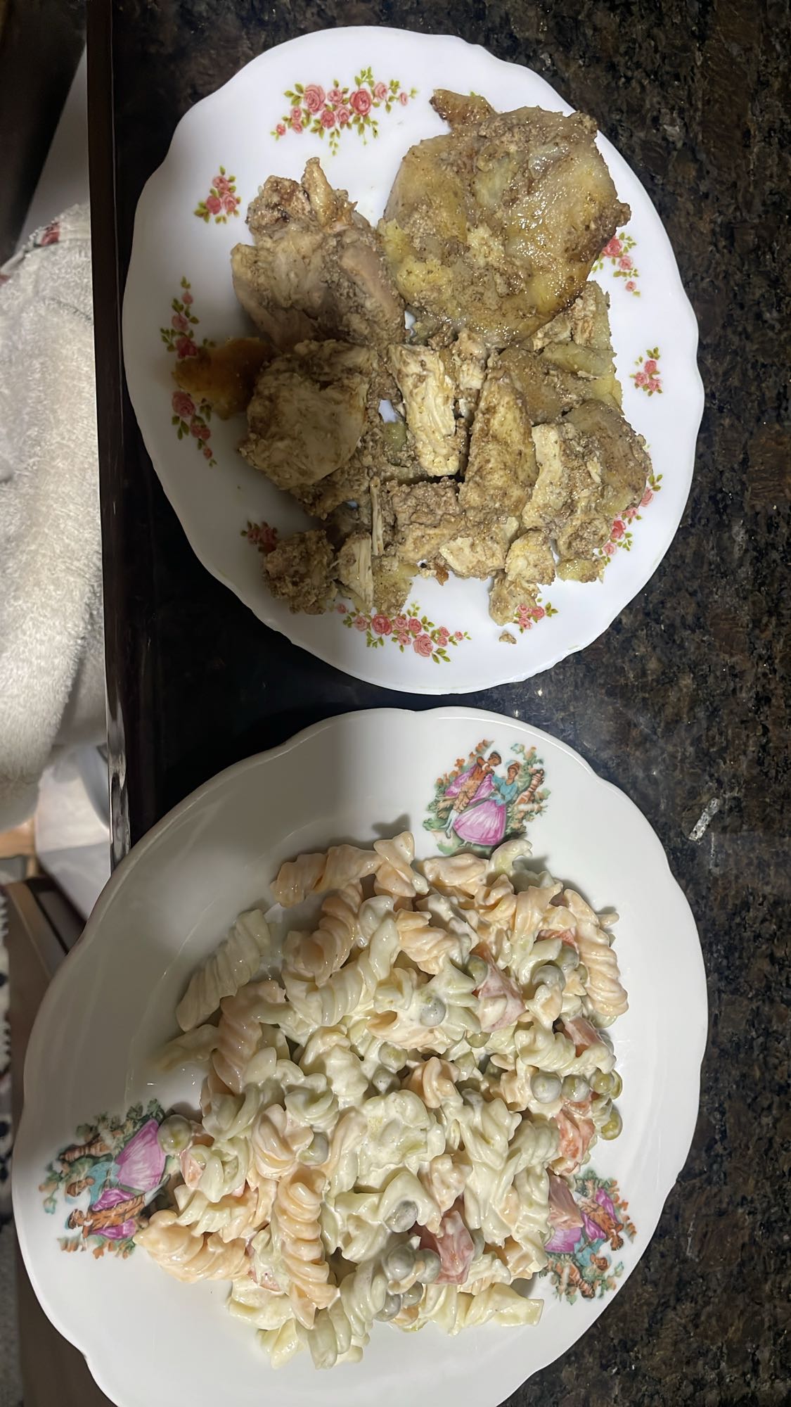 Chicken with pasta salad