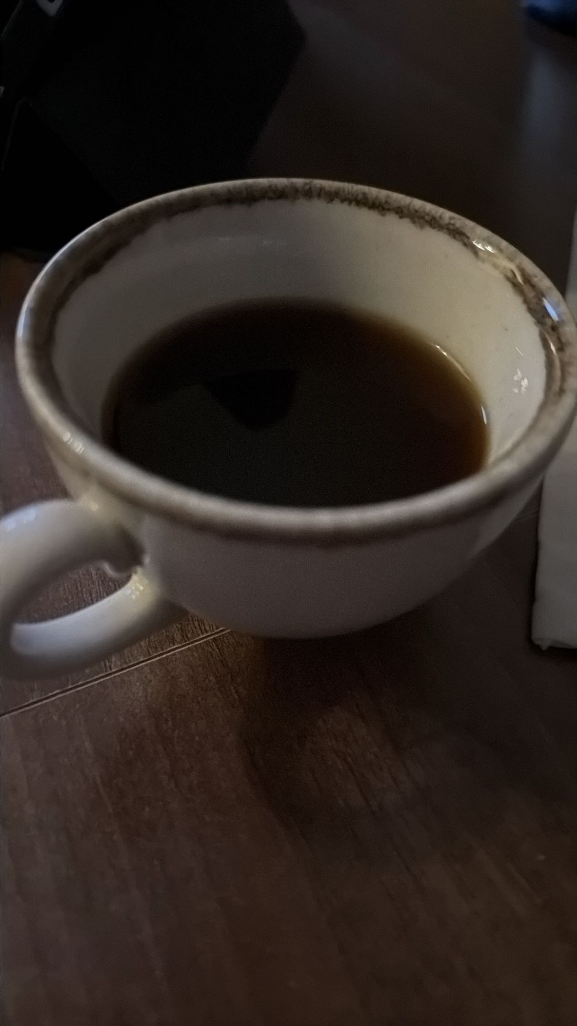 Cafea neagră simplă