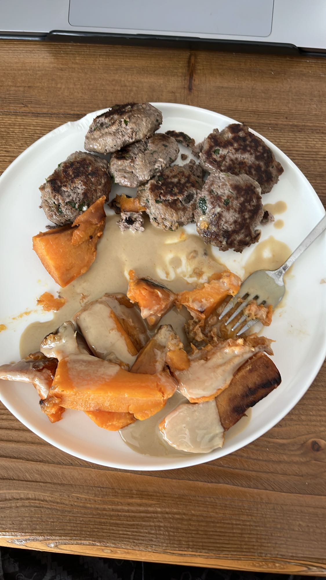 Beef patties with sweet potato