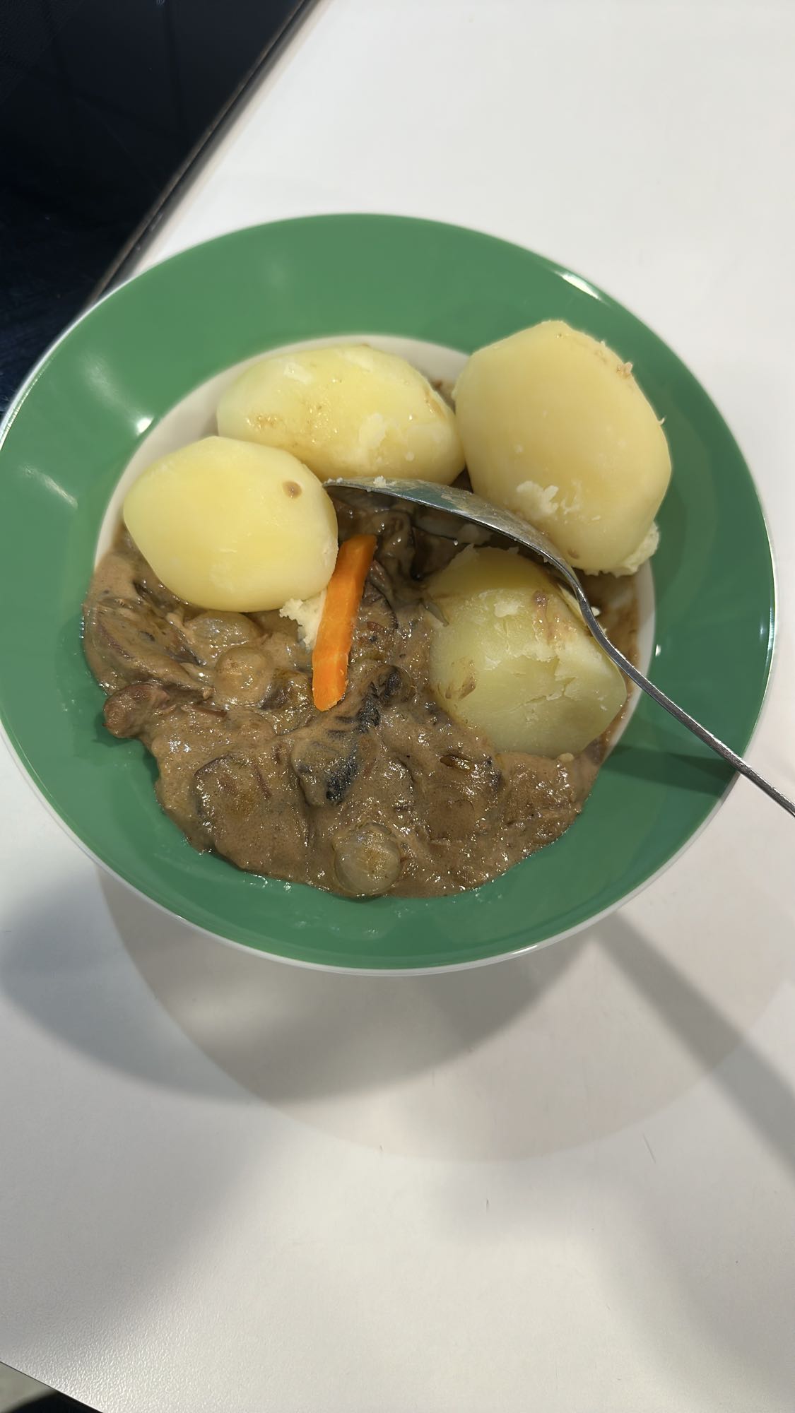 Potatis med svampsås