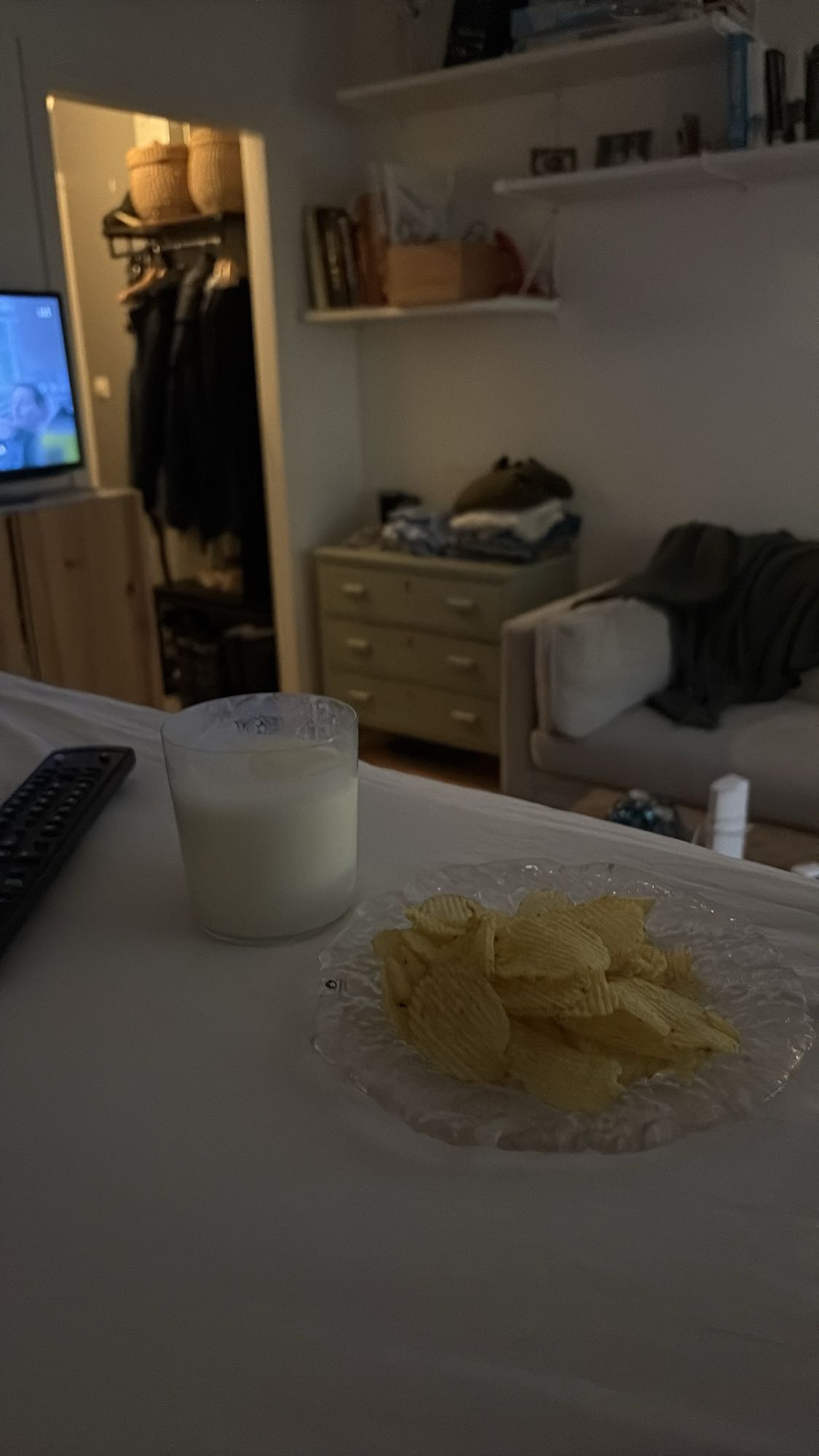 Chips och mjölk