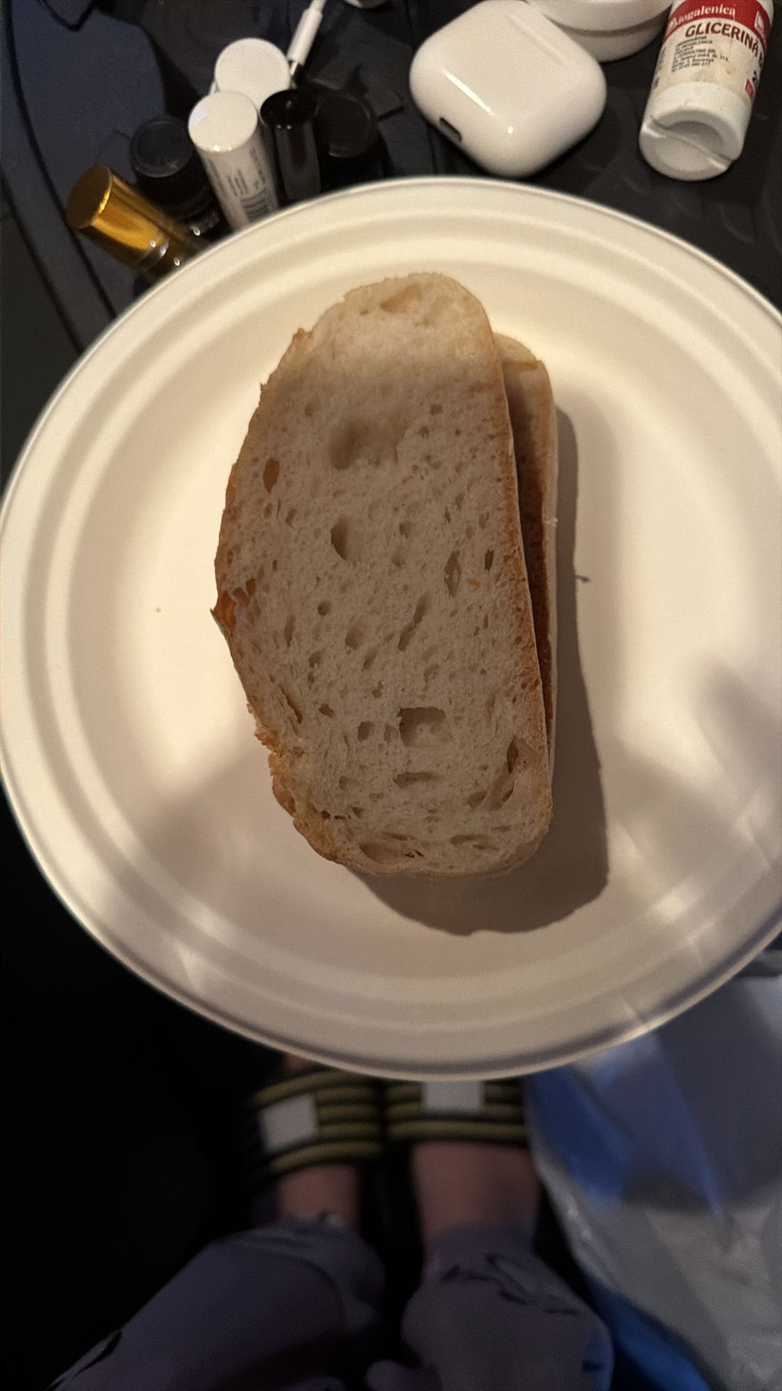 Sandviș simplu cu pâine