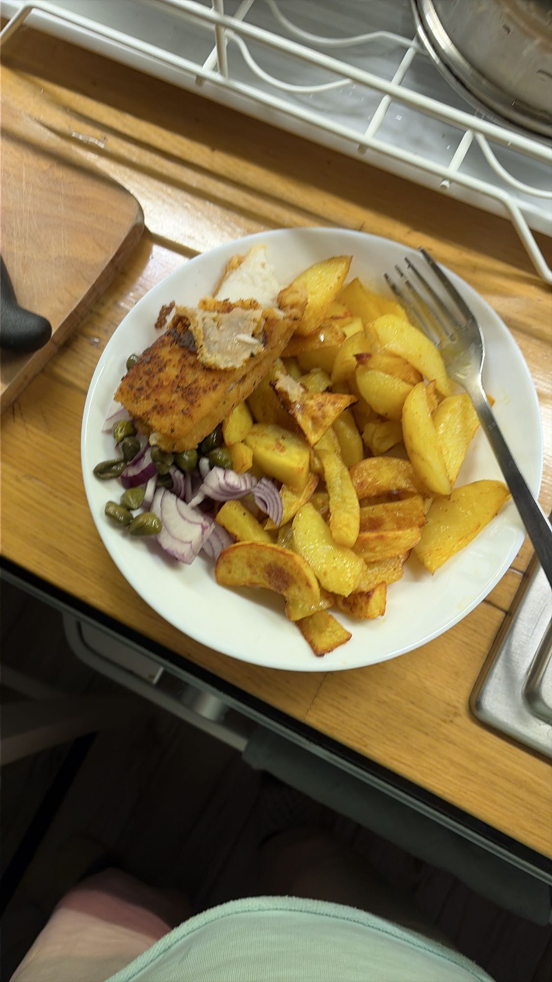 жареная рыба с картофелем