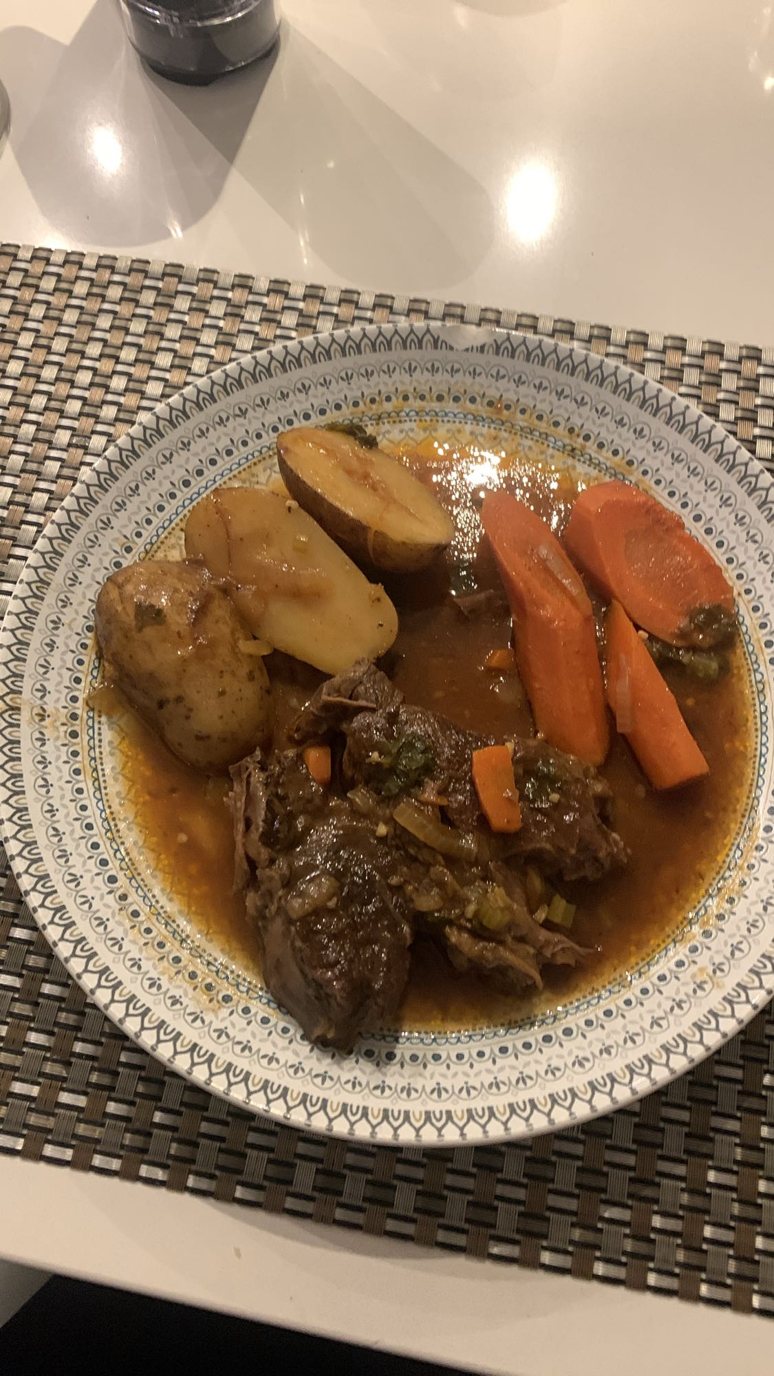 Boeuf braisé aux légumes