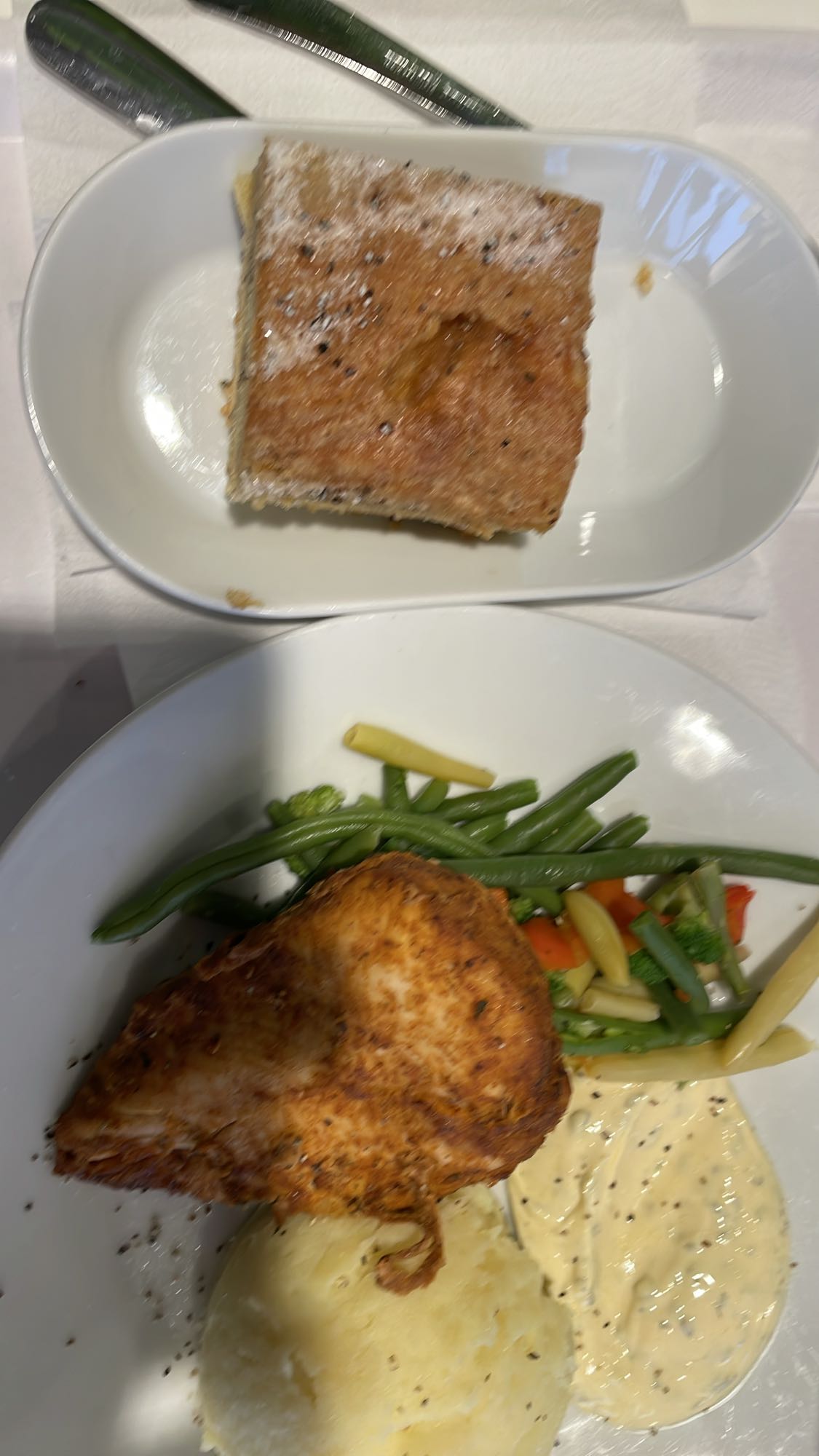 Kyckling med mos och kaka