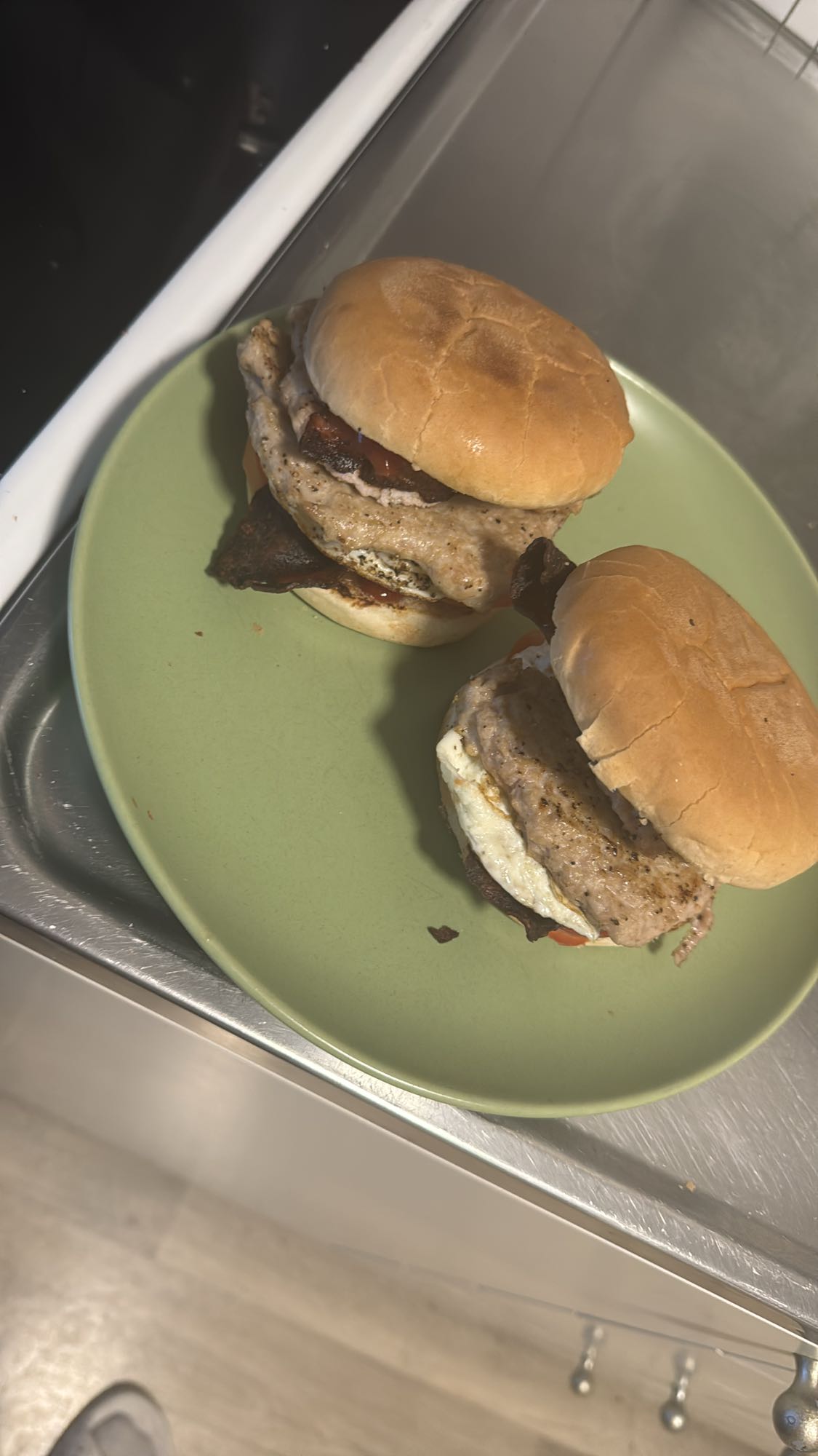 Kycklingburgare med ägg