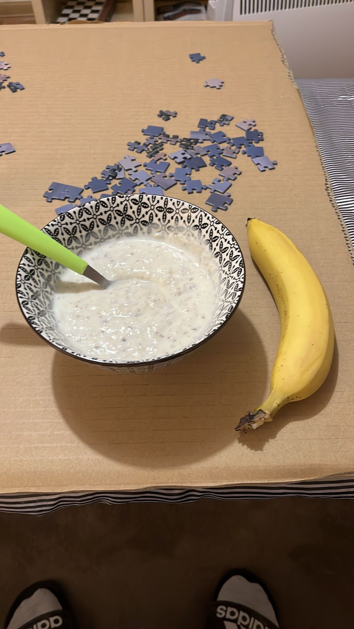 Банан с кисело мляко