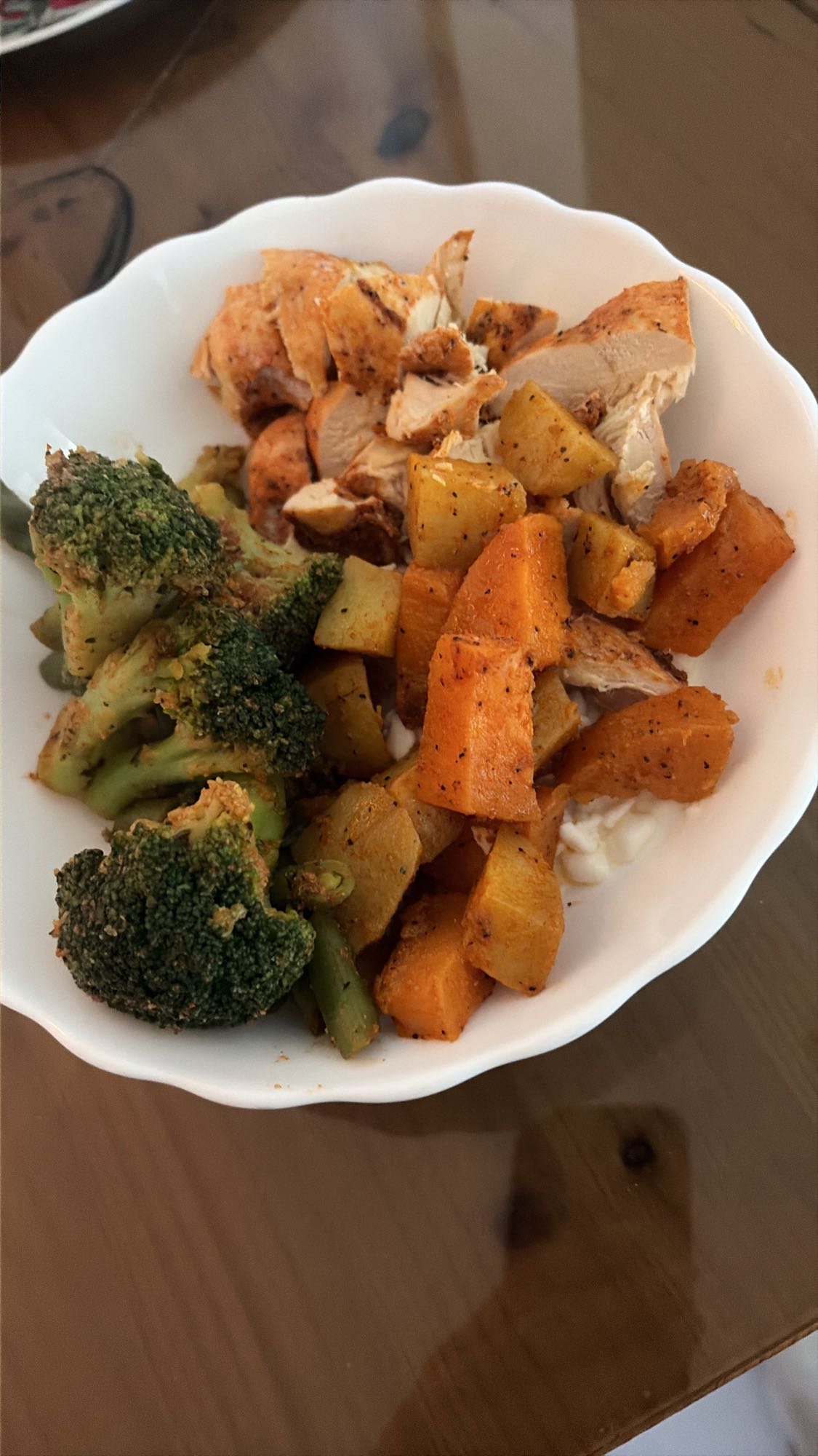 Piept de pui cu legume și brânză cottage