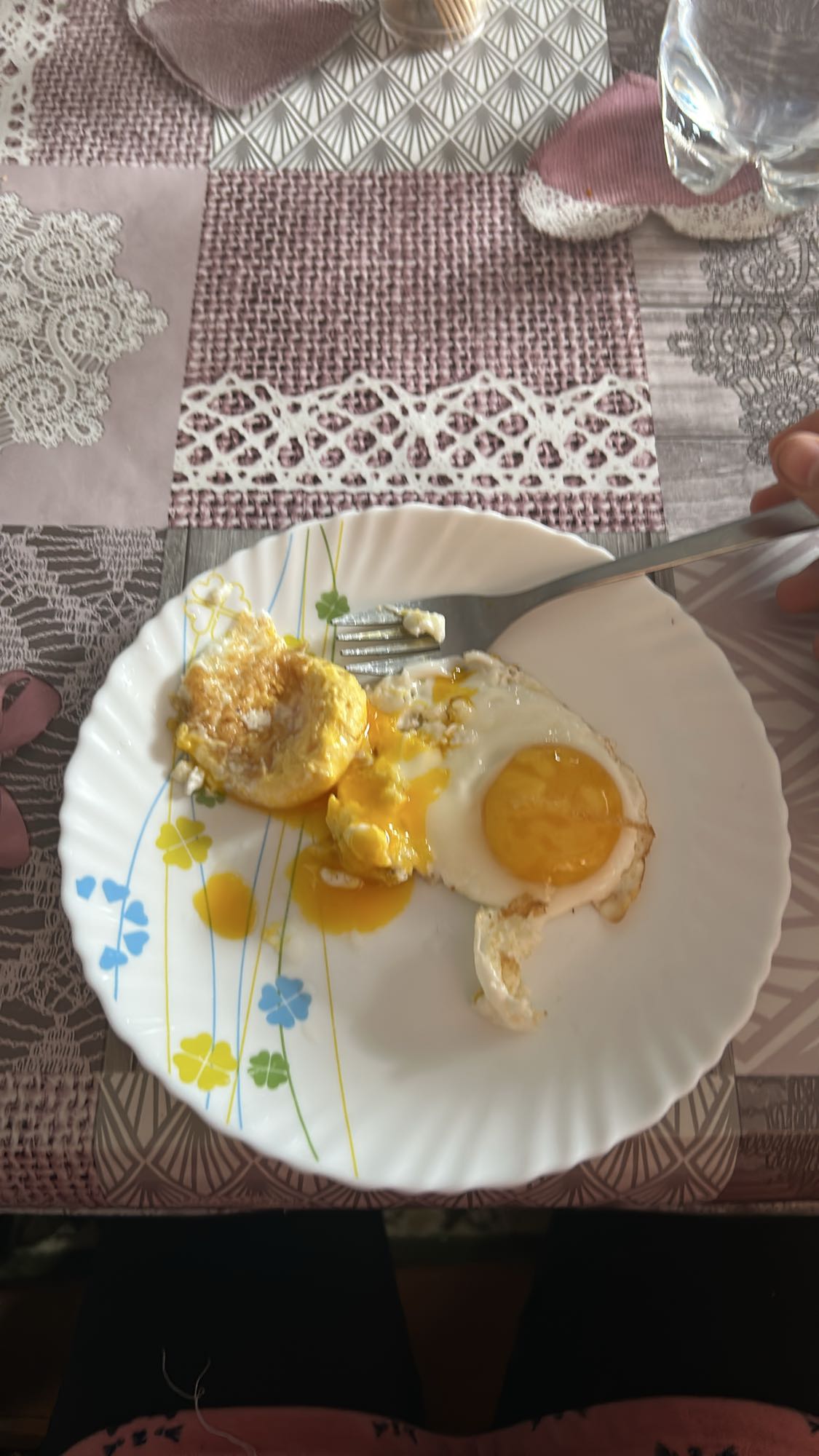 жареные яйца